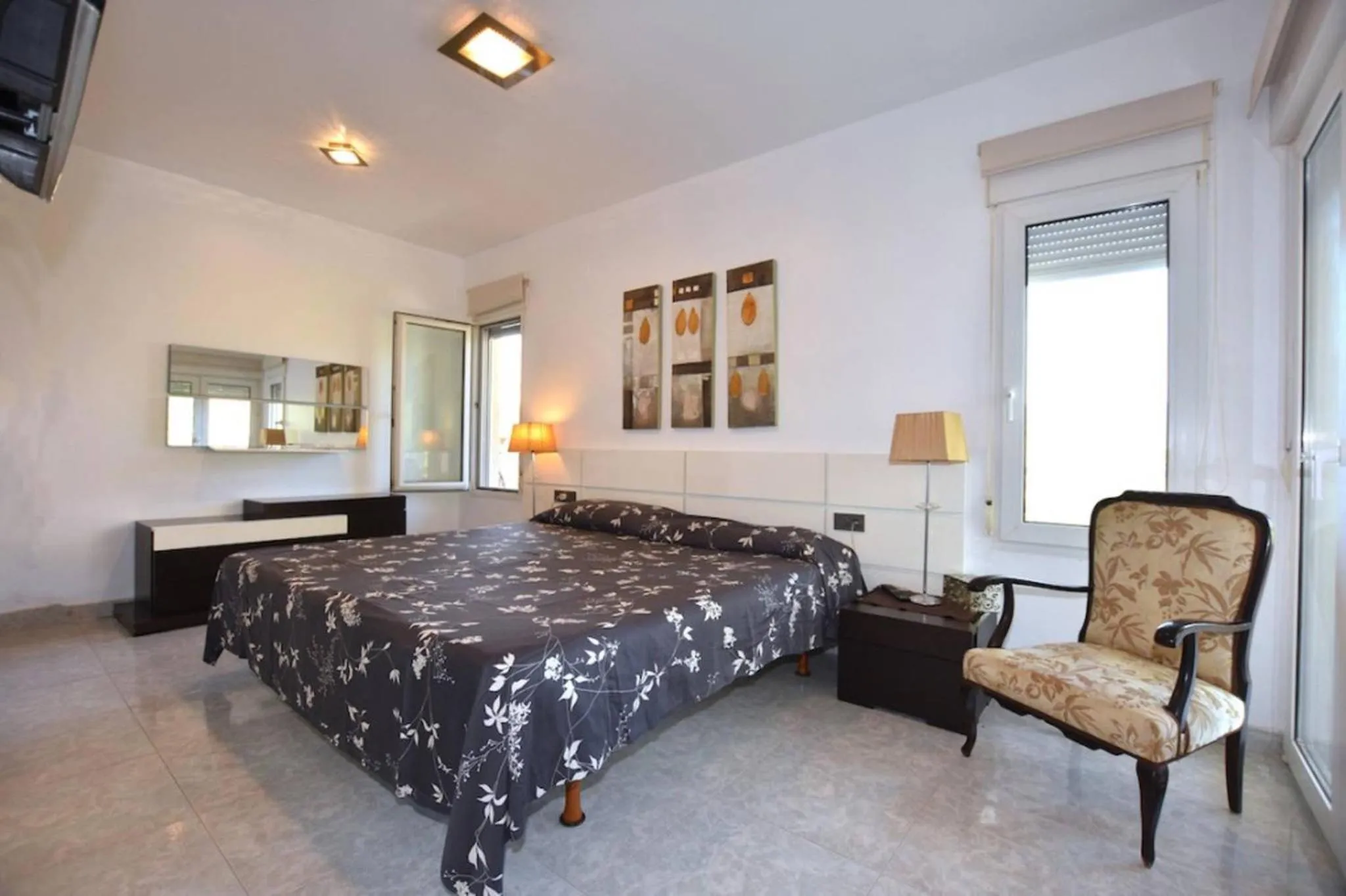 Bedroom, Bed in Torreta Of Gormaig, House with swimming pool