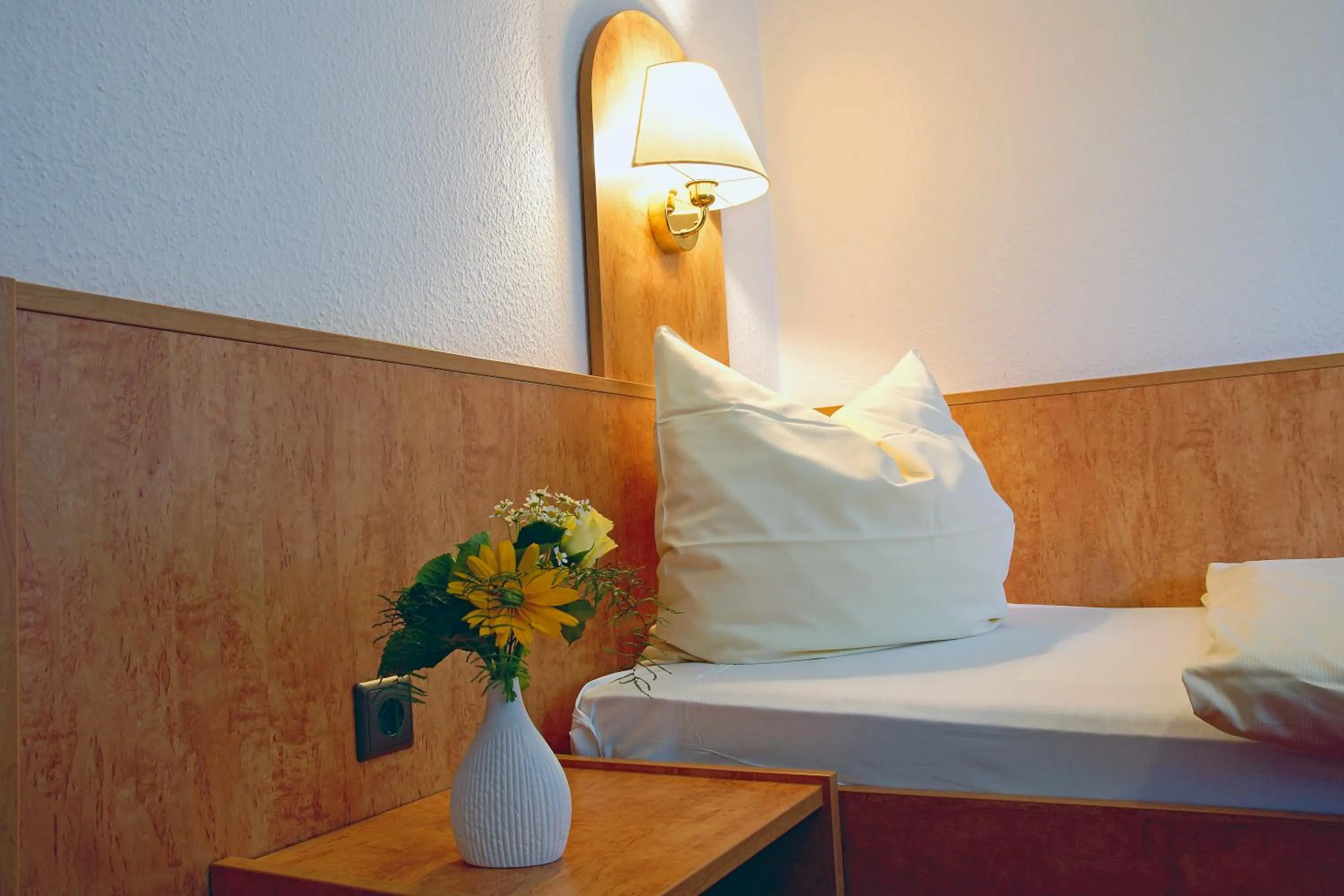 Bed in AVALON Hotelpark Königshof