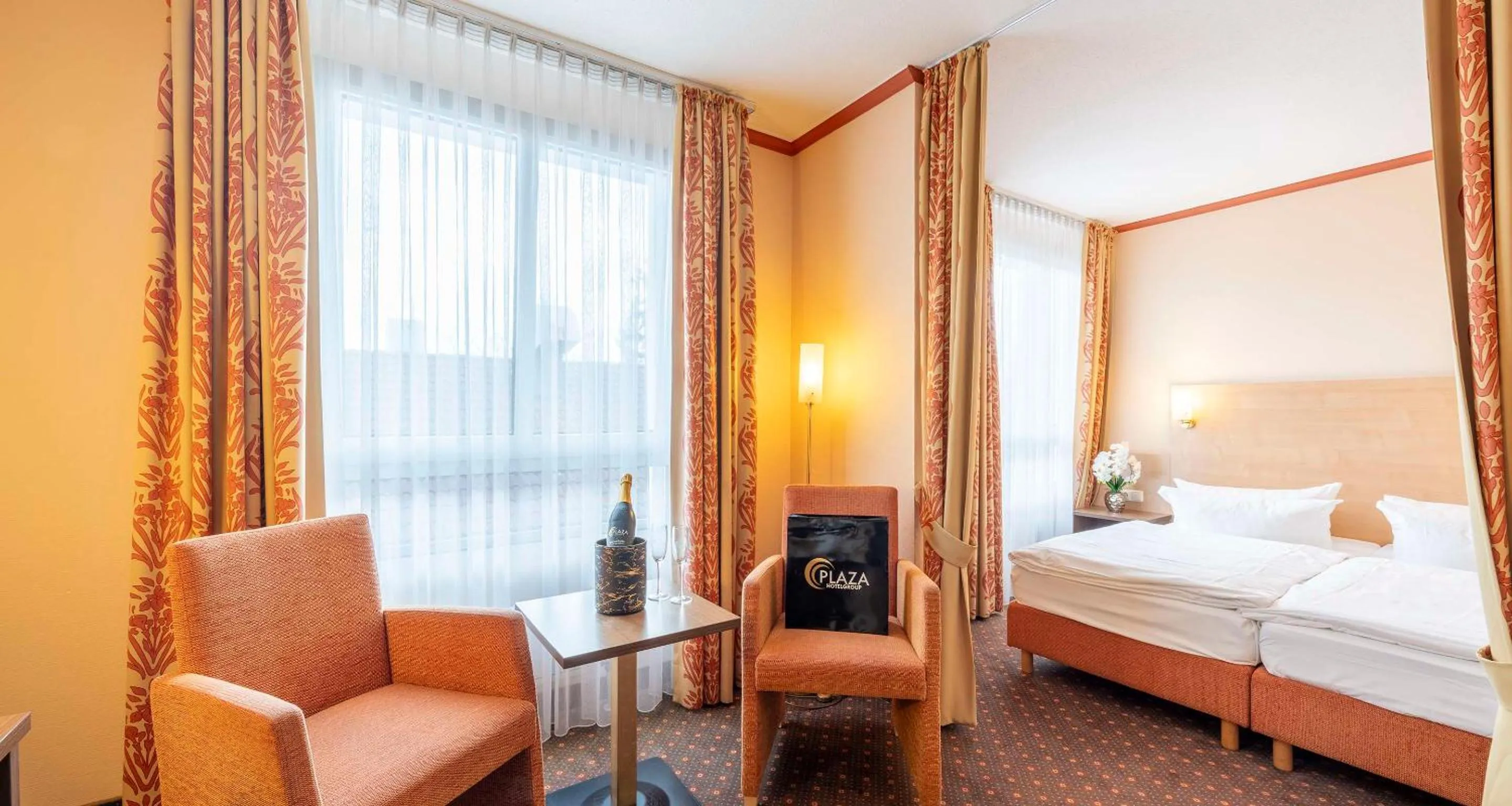 Photo of the whole room, Bed in Sure Hotel by Best Western Hilden-Düsseldorf