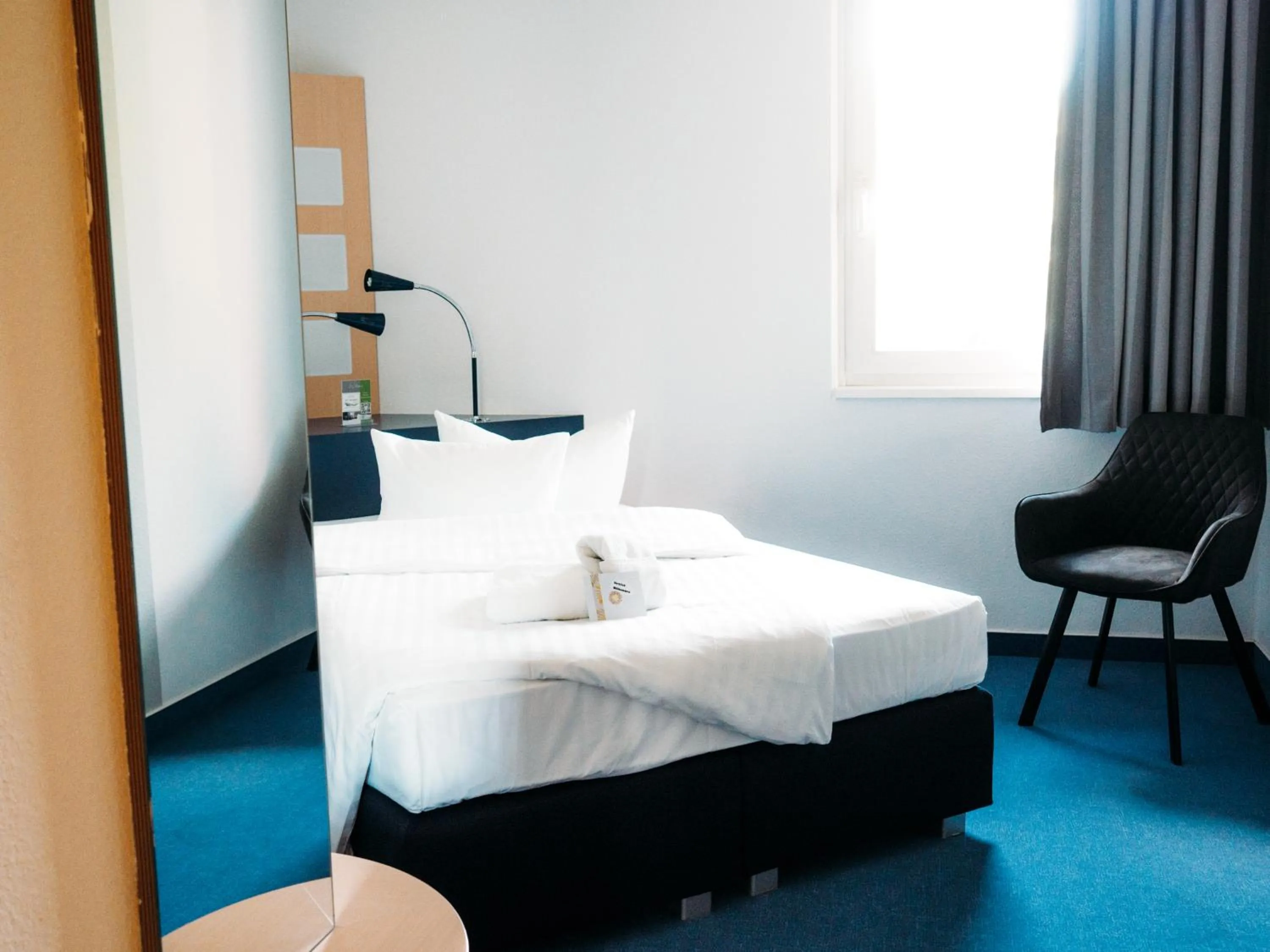 Photo of the whole room, Bed in Hotel am Tierpark Gotha