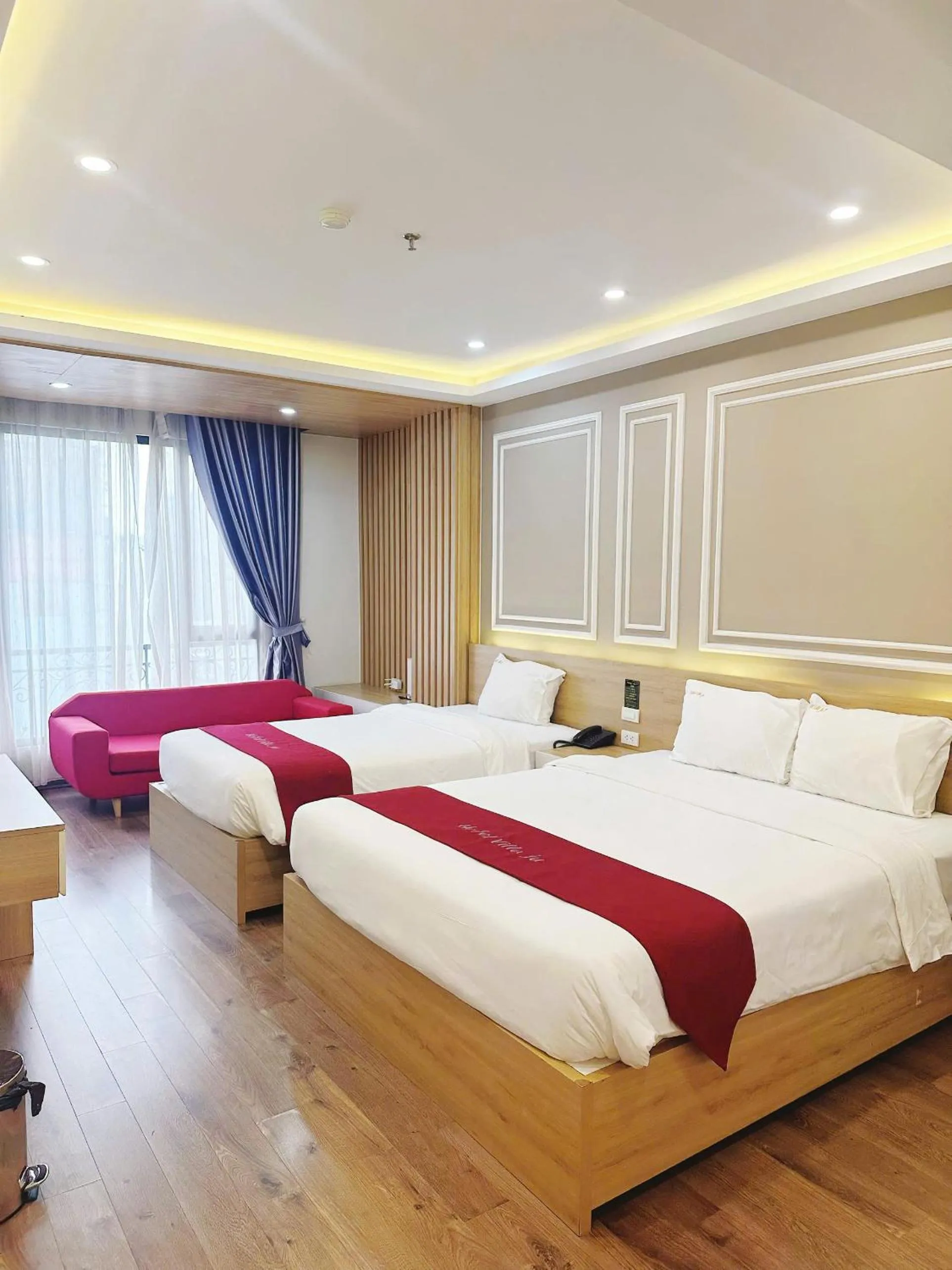 View (from property/room), Bed in Hotel Villa Ju