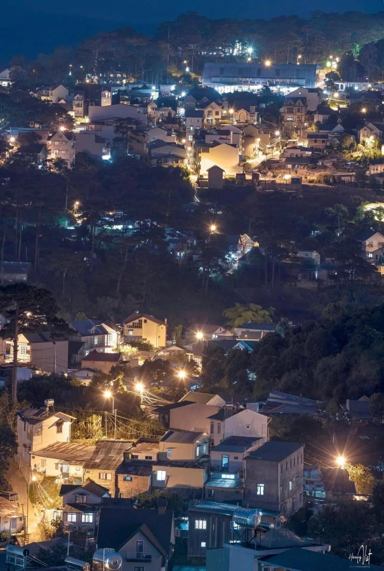 Night in Mat Troi Vang Dalat Hotel