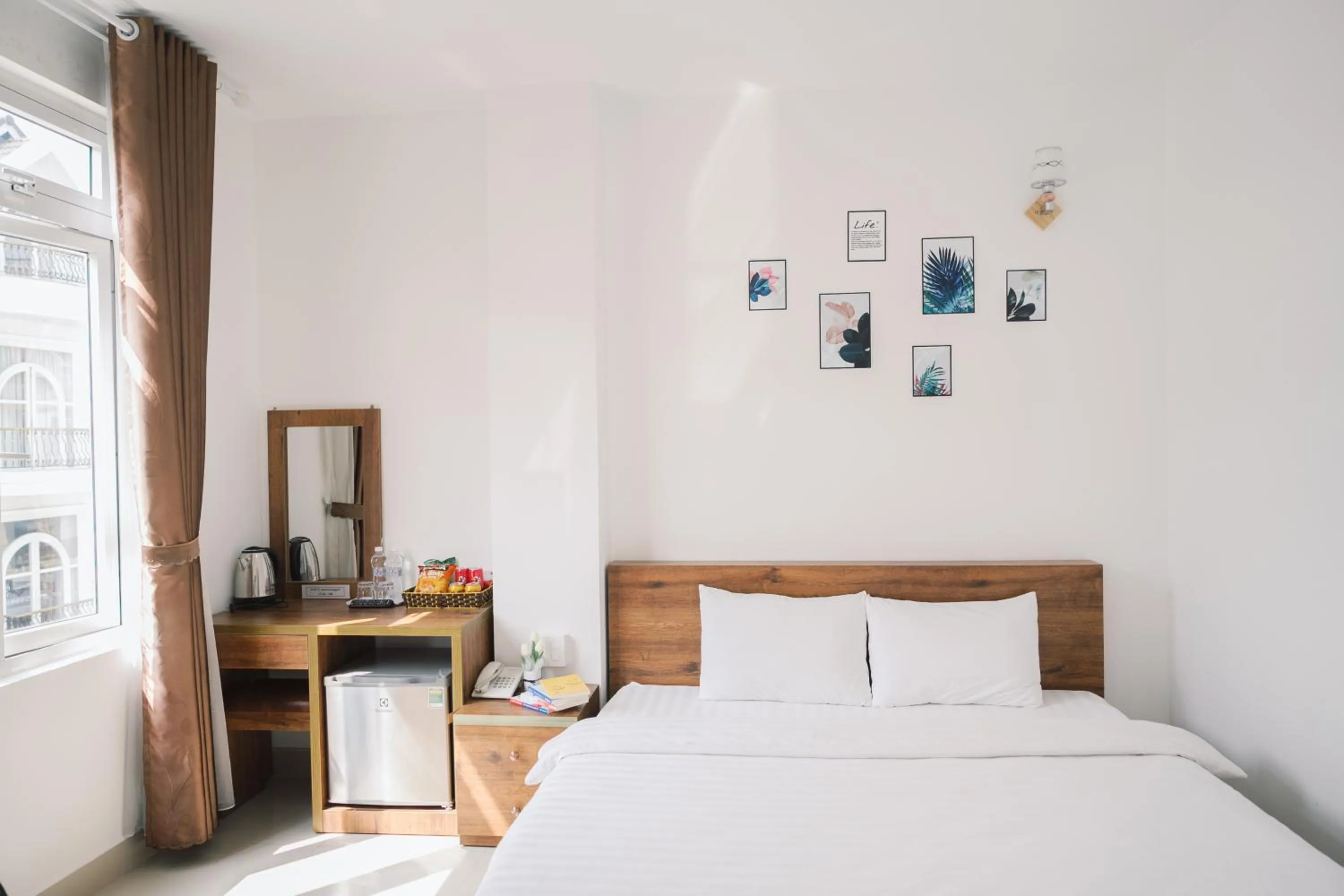 Bedroom, Bed in Mat Troi Vang Dalat Hotel