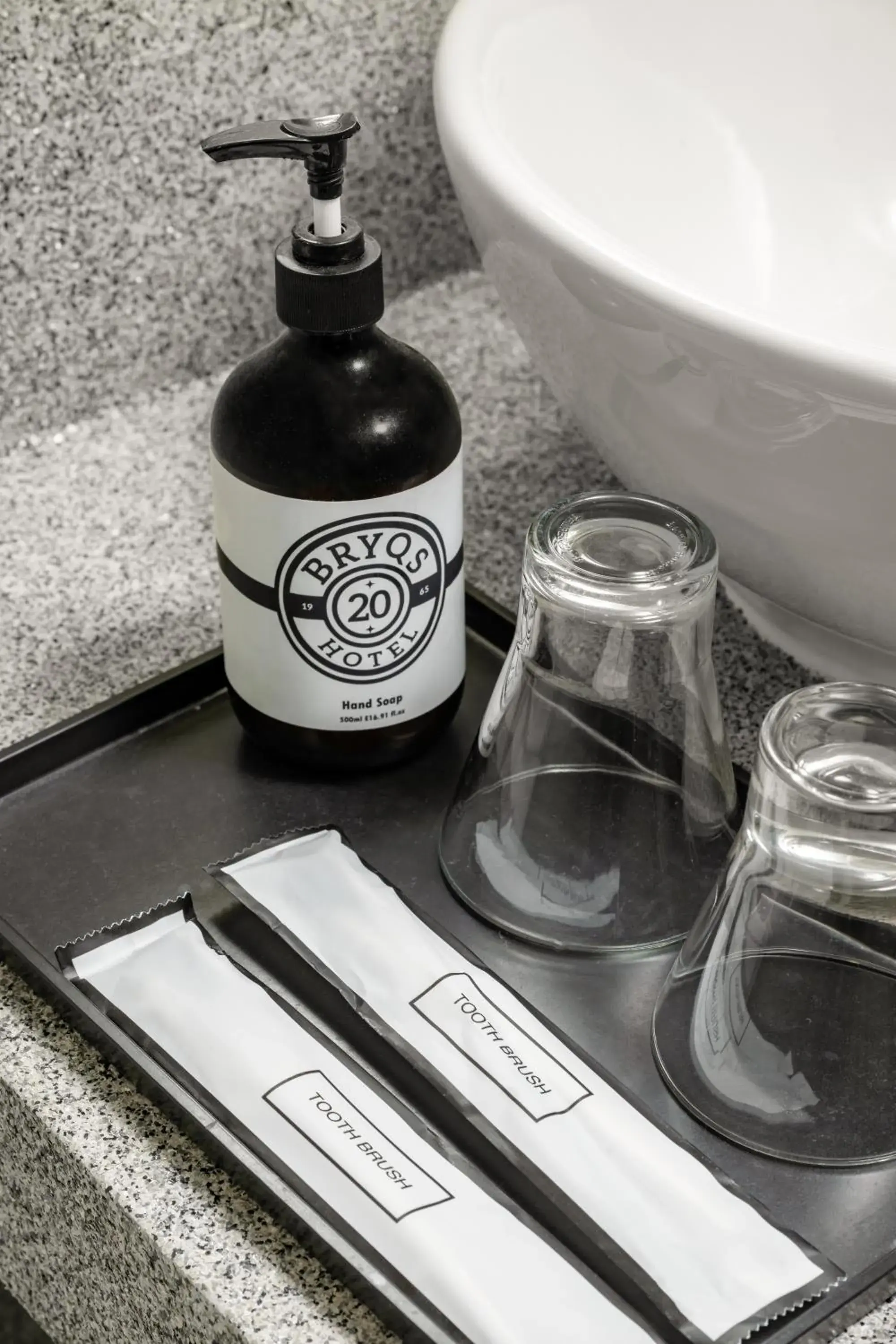 Deluxe Twin in BRYQS Hotel Deluxe Twin in BRYQS Hotel