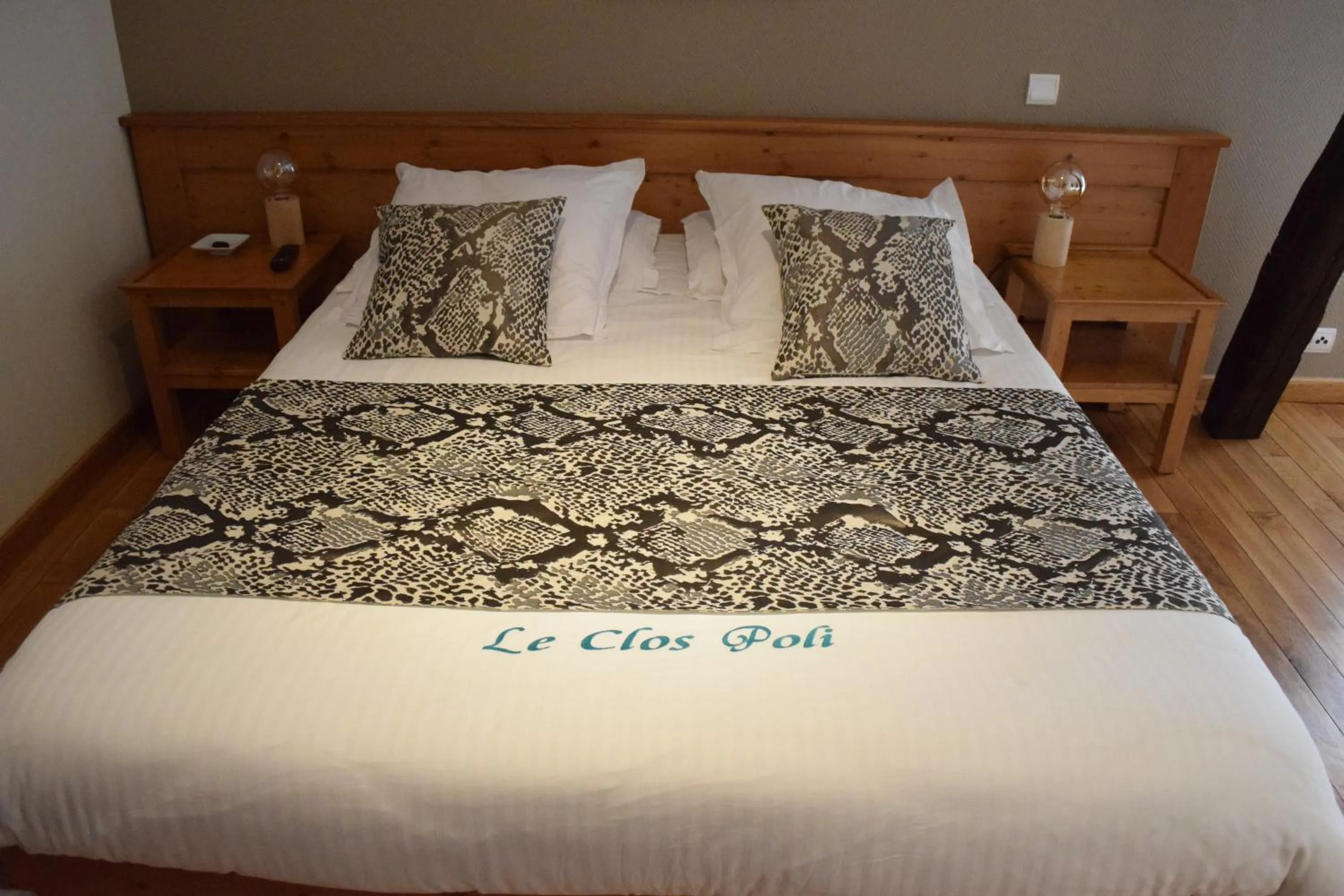 Bed in Chambres d'hôtes Le Clos Poli