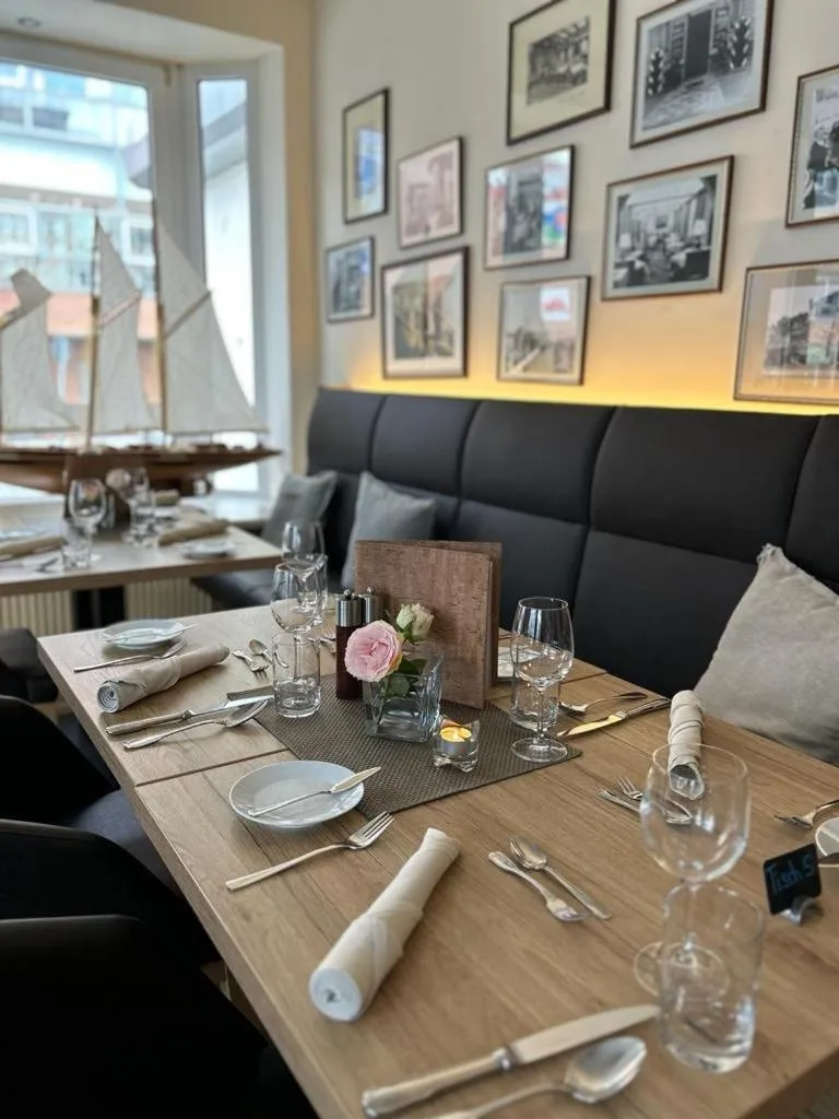 Restaurant/places to eat in Sure Hotel by Best Western Wilhelmshaven City