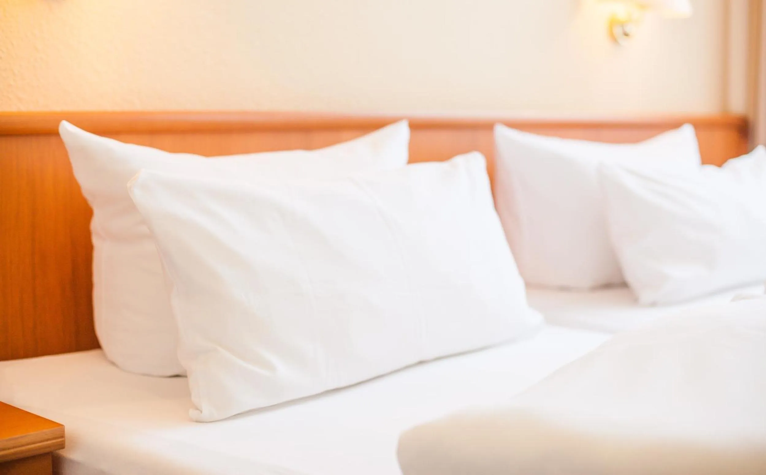 Bedroom, Bed in Sure Hotel by Best Western Wilhelmshaven City