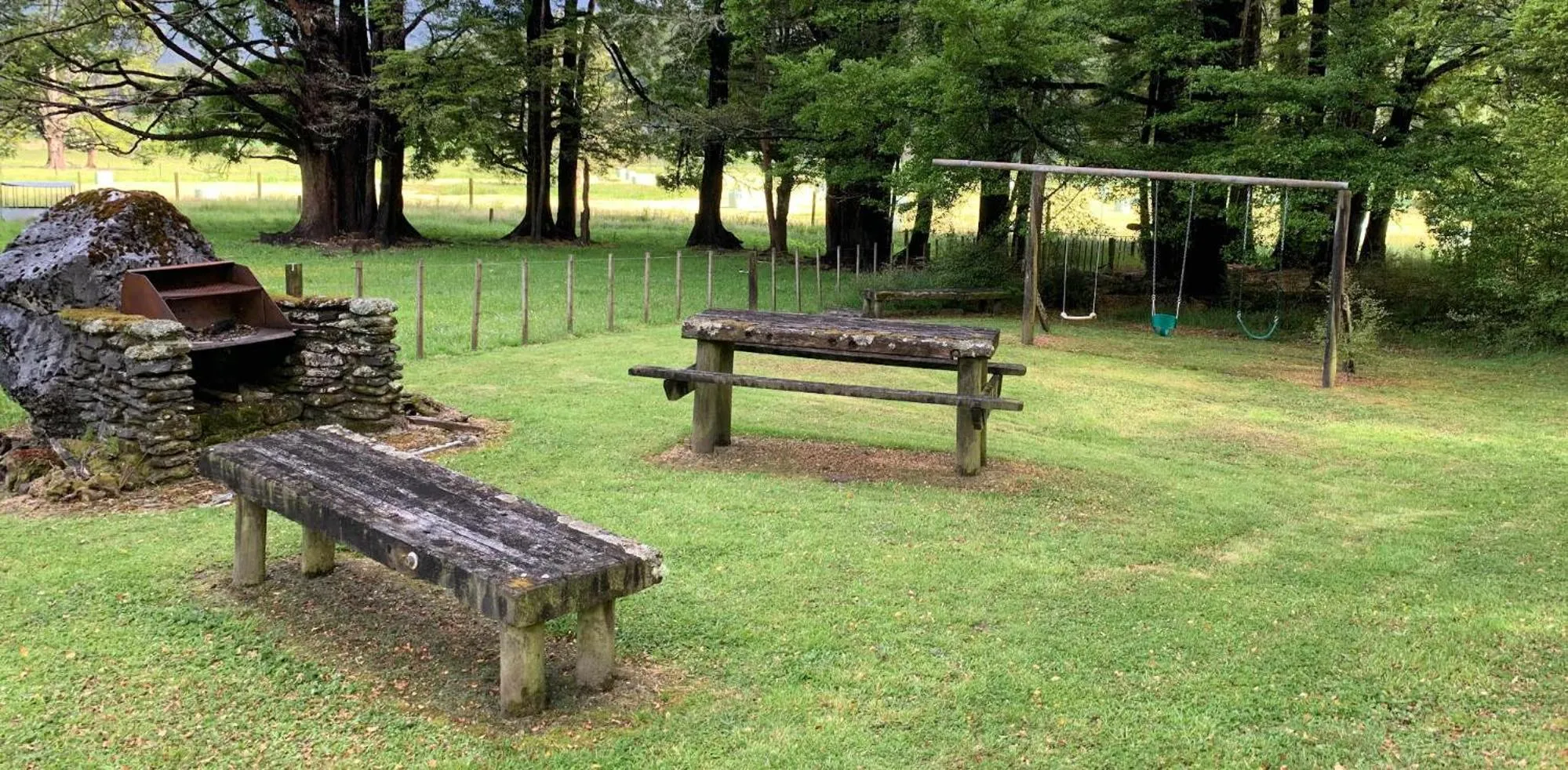 Property building in Lewis Pass Motels