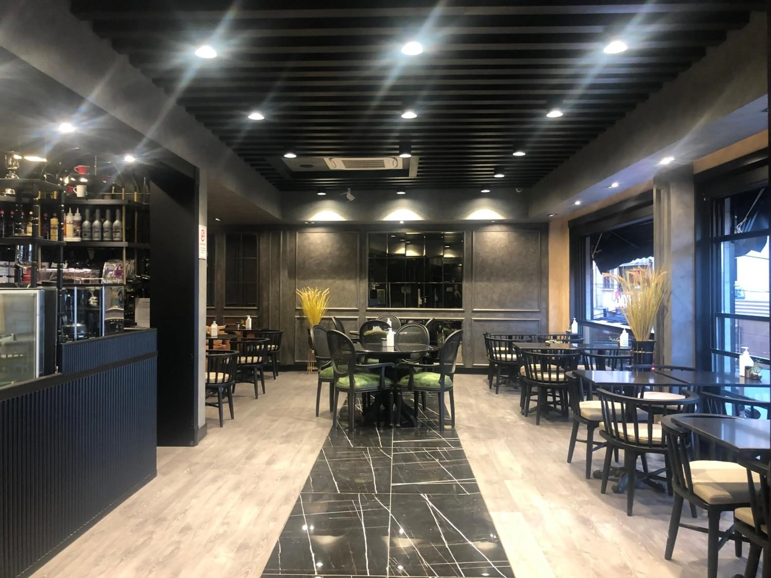 Restaurant/places to eat in Air Boss Giresun City Hotel