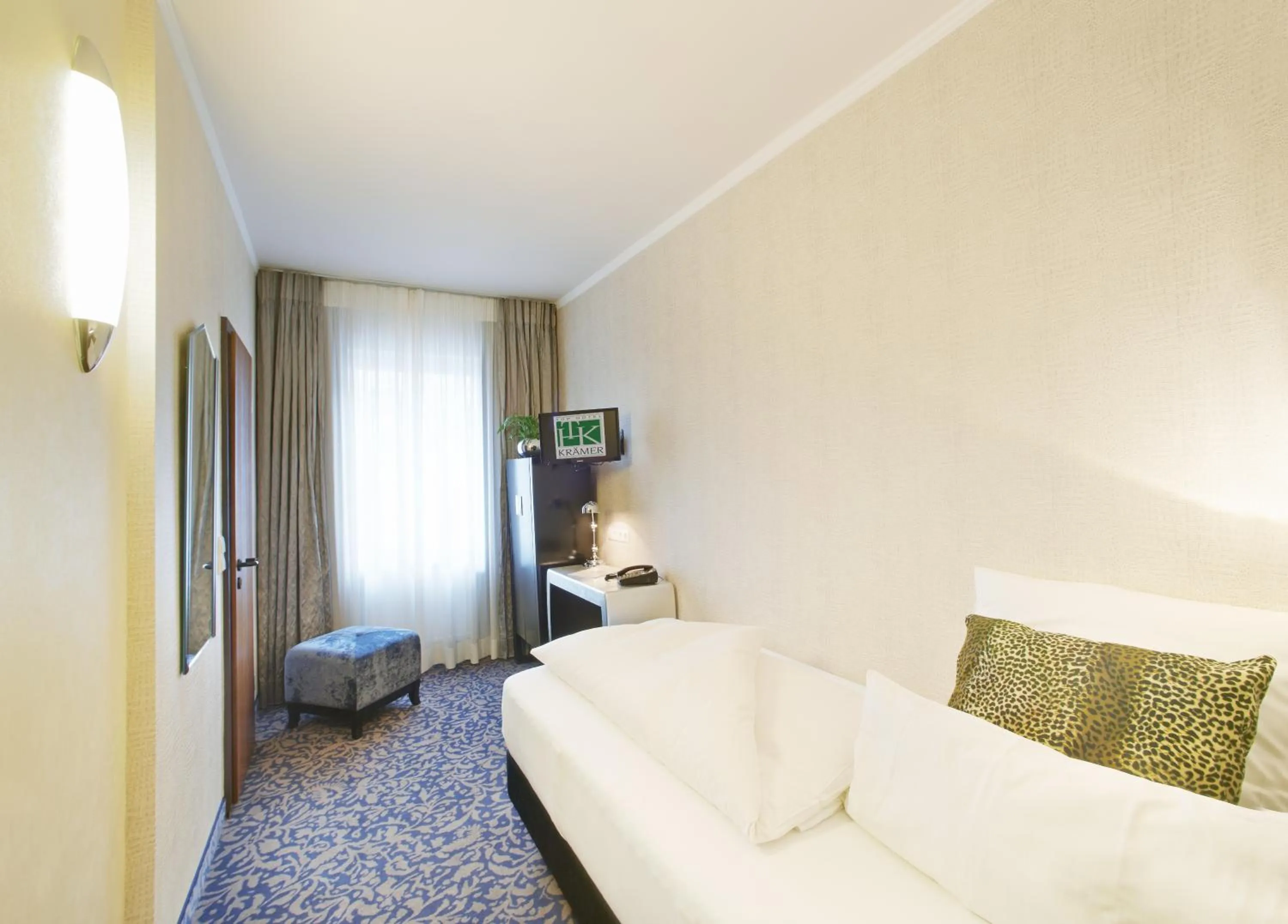 Photo of the whole room, Bed in Top Hotel Krämer