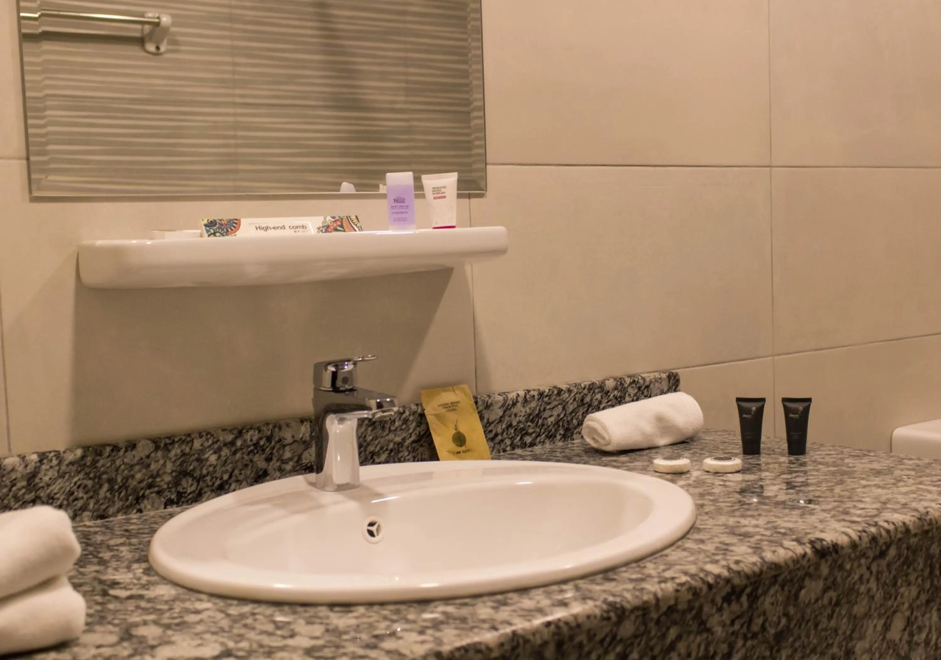 Bathroom in Parkside Plaza Muscat
