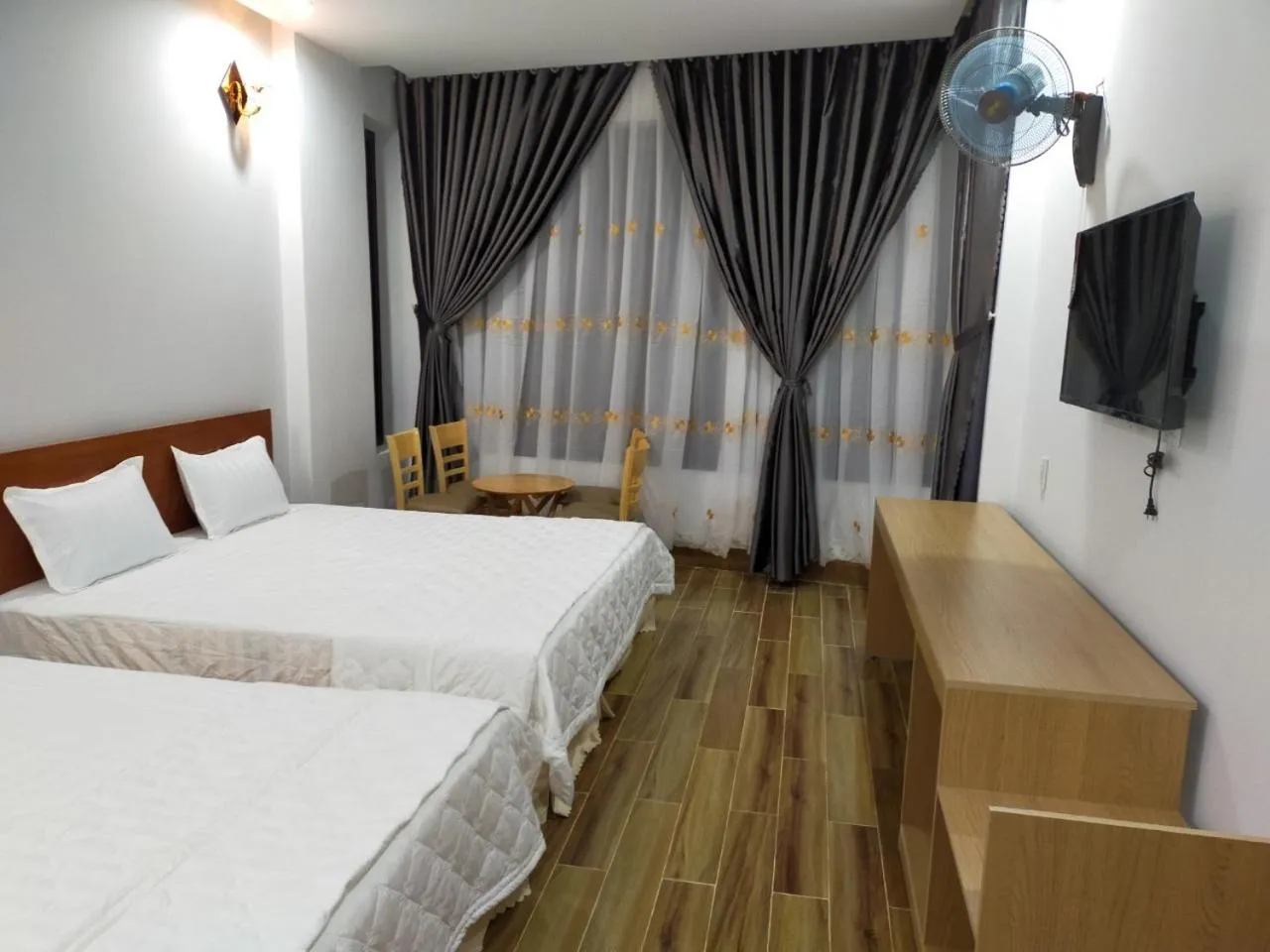 Photo of the whole room, Bed in Hotel Hiệp Thành