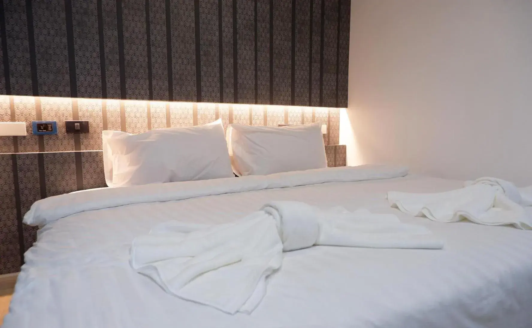 Deluxe Family Suite in Baan Kun Mhor Hostel บ้านคุณหมอโฮสเทล Deluxe Family Suite in Baan Kun Mhor Hostel บ้านคุณหมอโฮสเทล