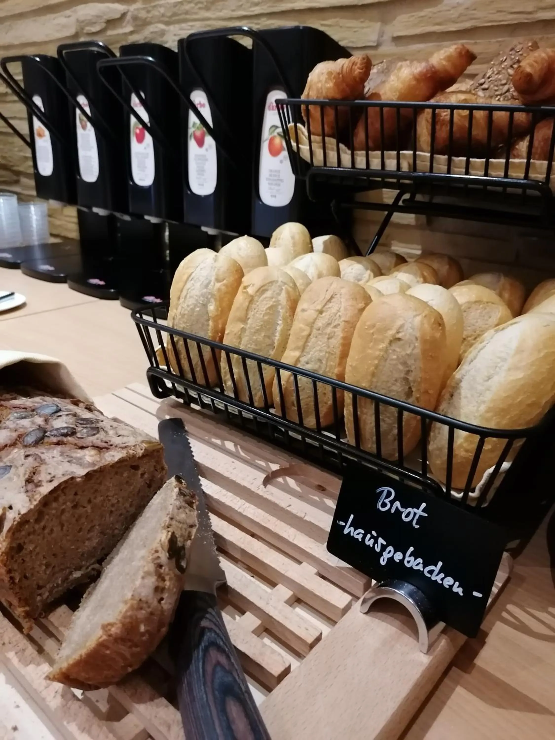 Breakfast in Hotel Gewürzmühle