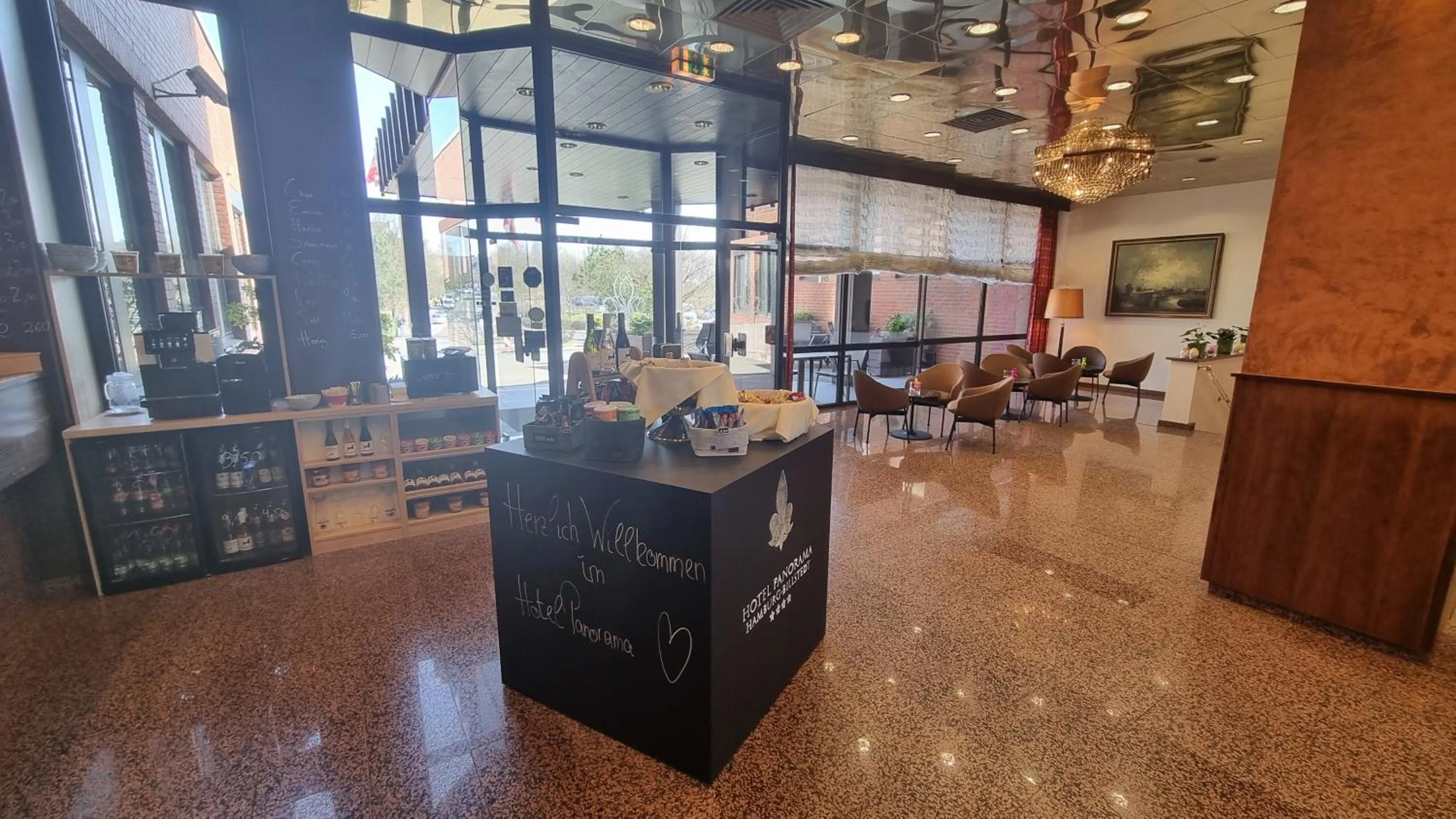 Lobby or reception in Hotel Panorama Hamburg-Billstedt