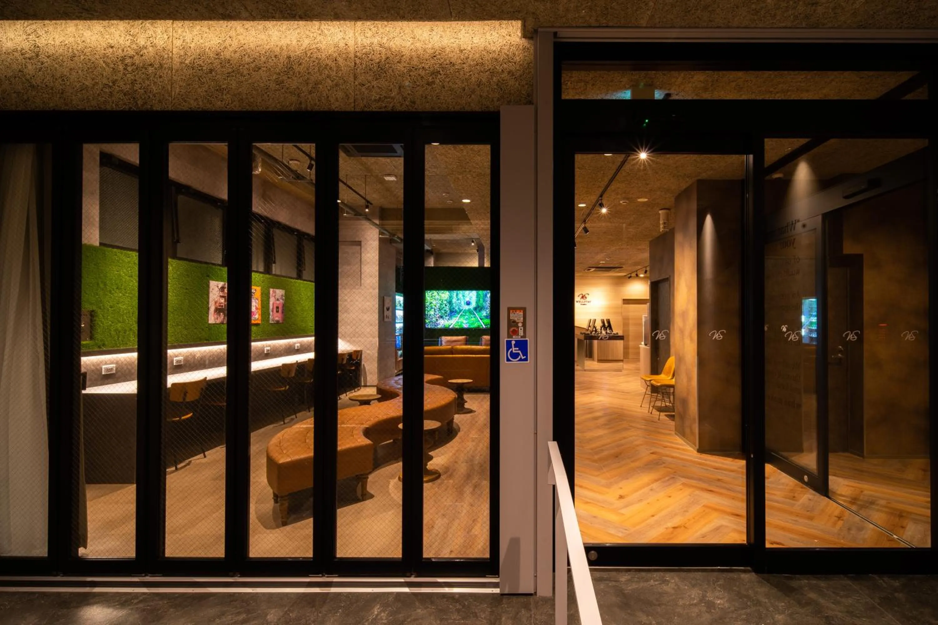 Property building in WELLSTAY Namba