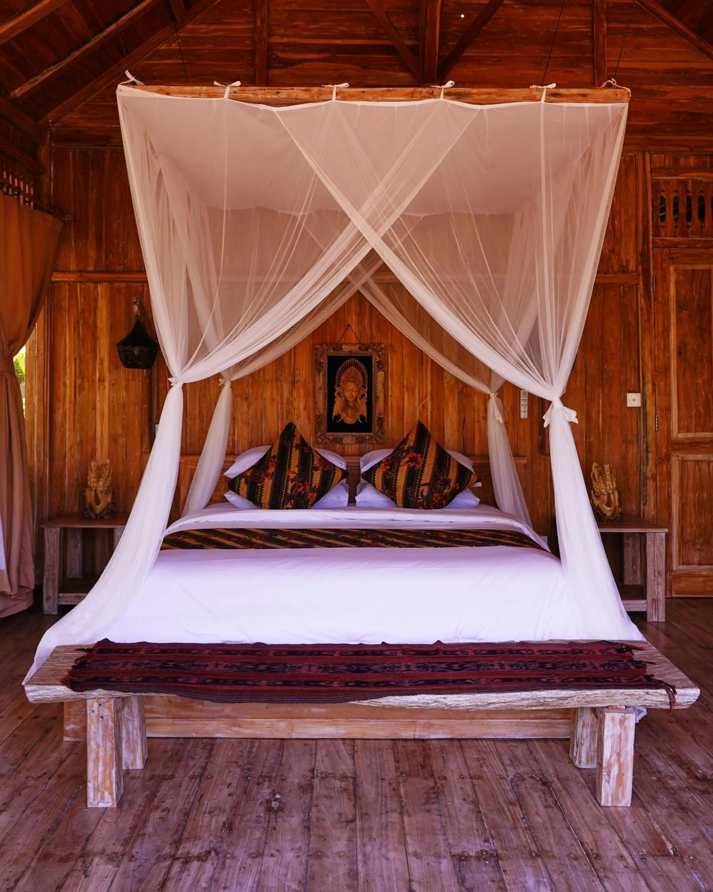 Bed in Kidem Ubud Villas