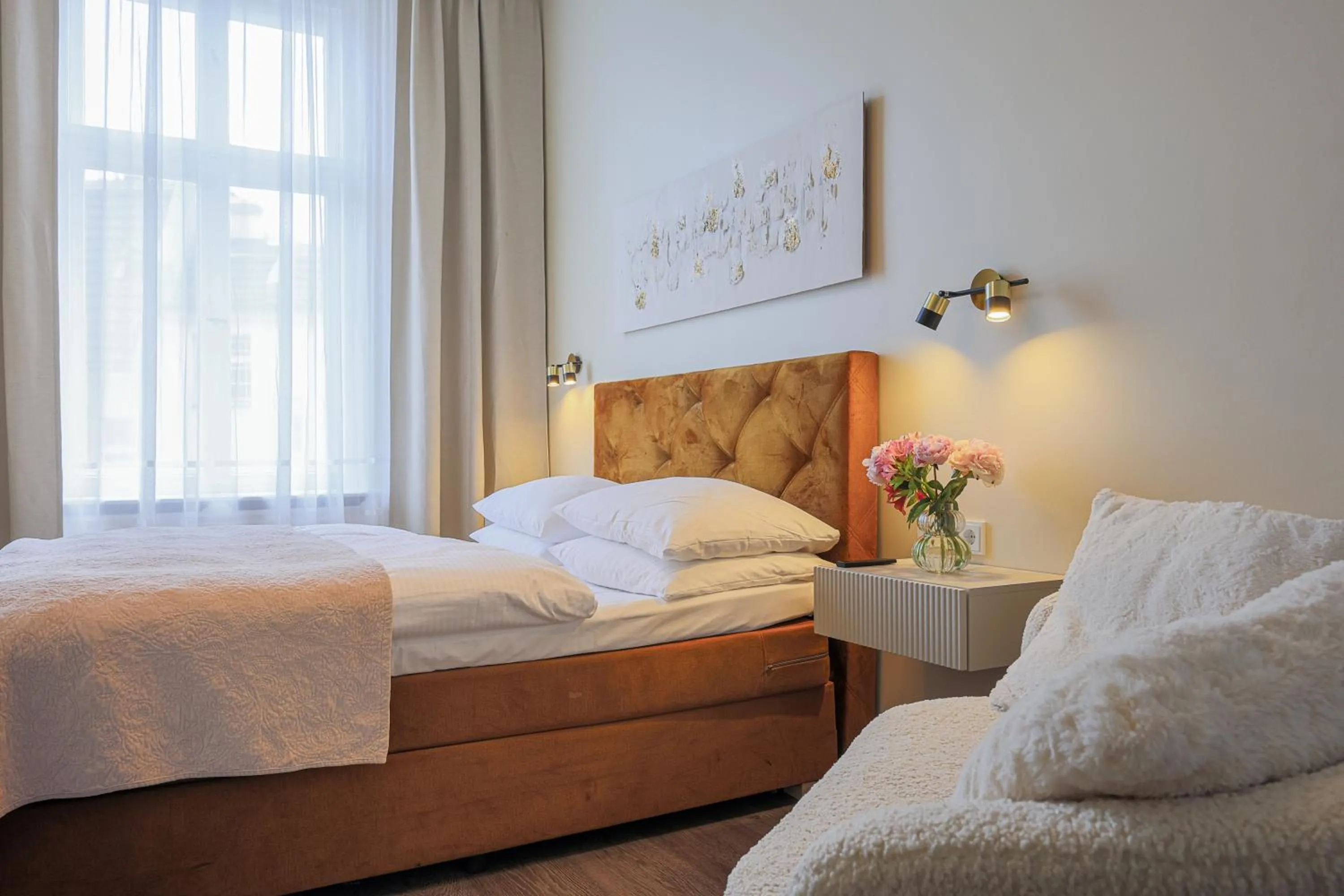 Bed in Hotel Augusta Am Kurfürstendamm