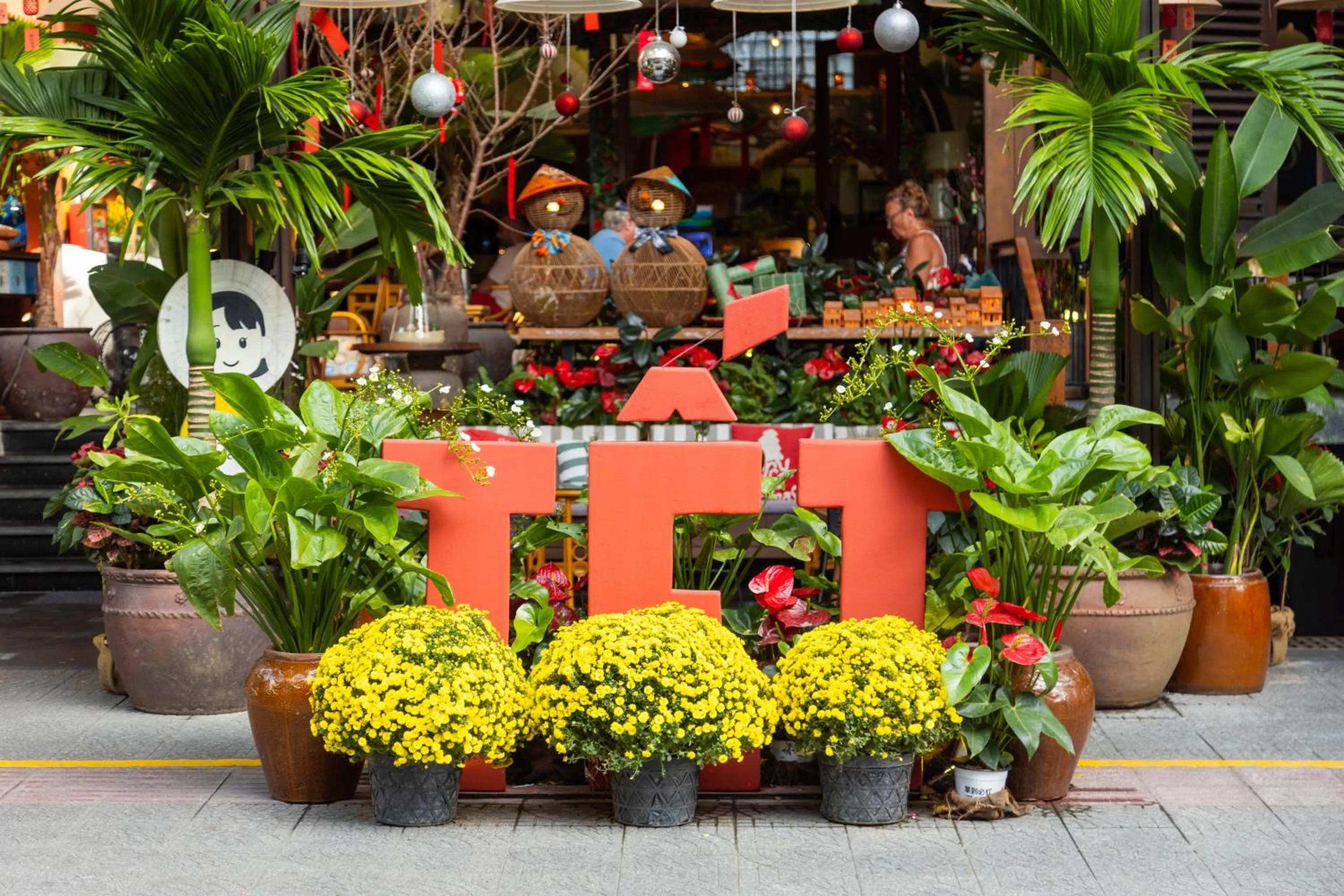 Spring in Seahorse Tropical Da Nang Hotel by Haviland