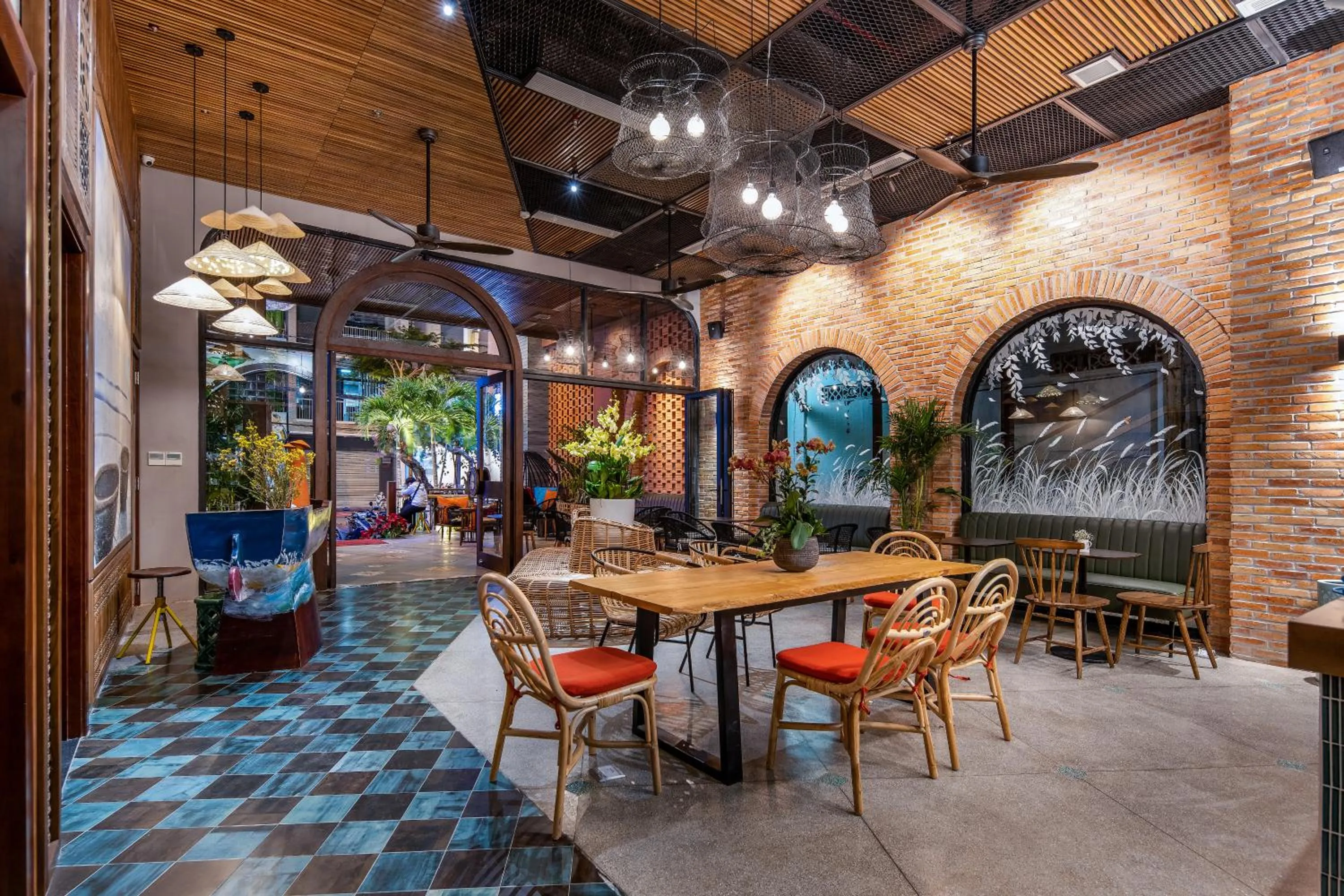 Facade/entrance in Seahorse Tropical Da Nang Hotel by Haviland