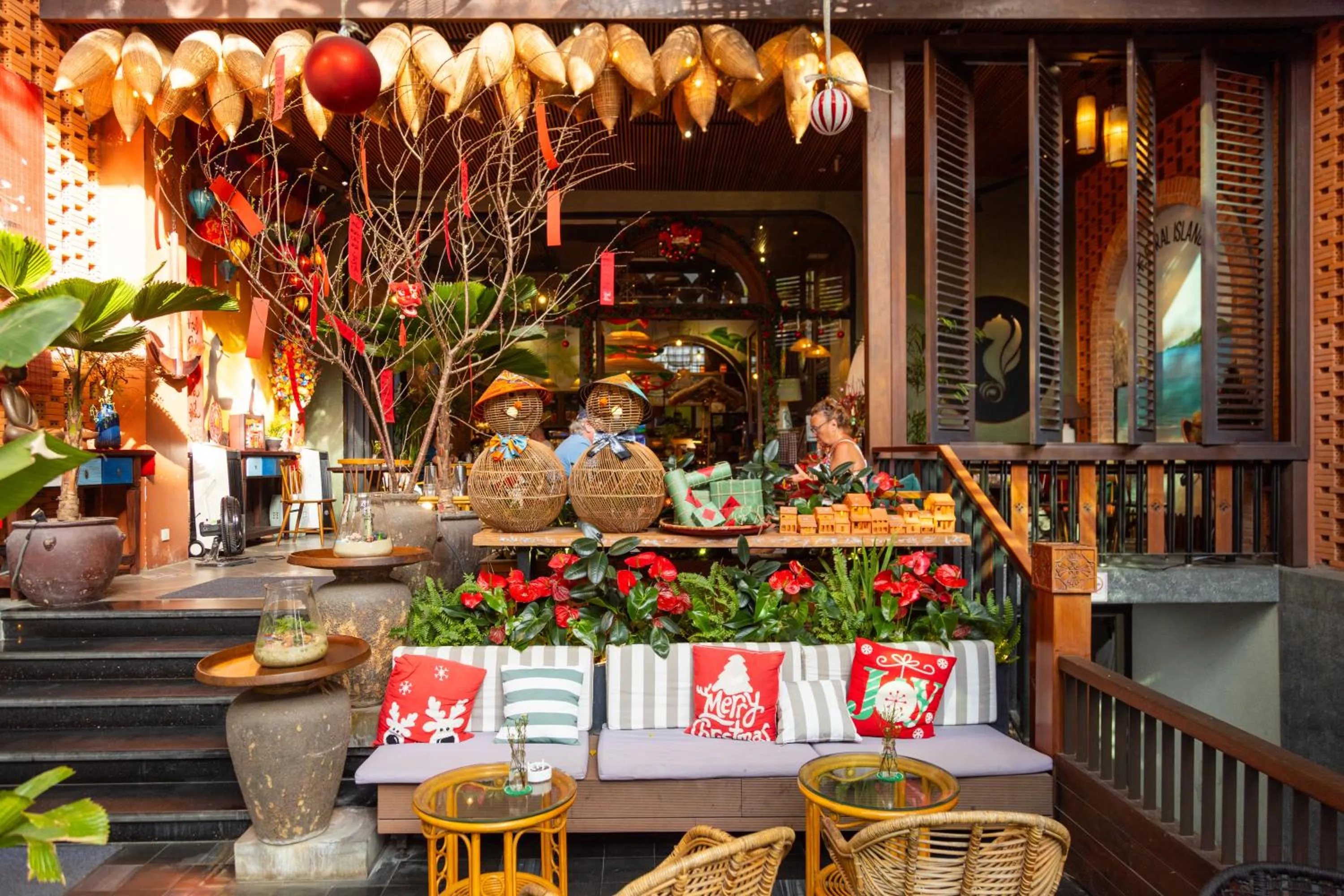 Facade/entrance in Seahorse Tropical Da Nang Hotel by Haviland