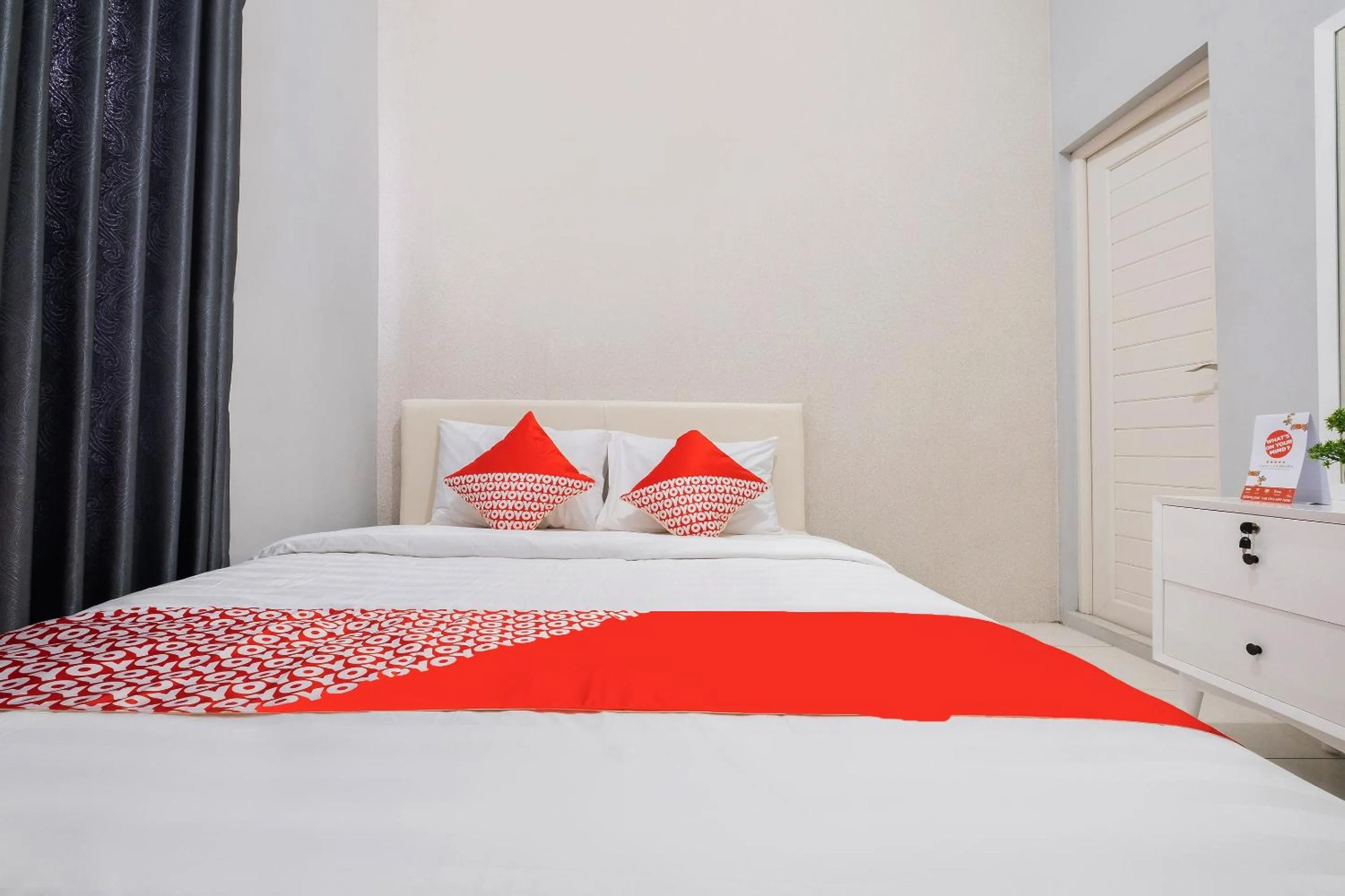 Bedroom, Bed in Hotel O Nareswari Guest House Syariah