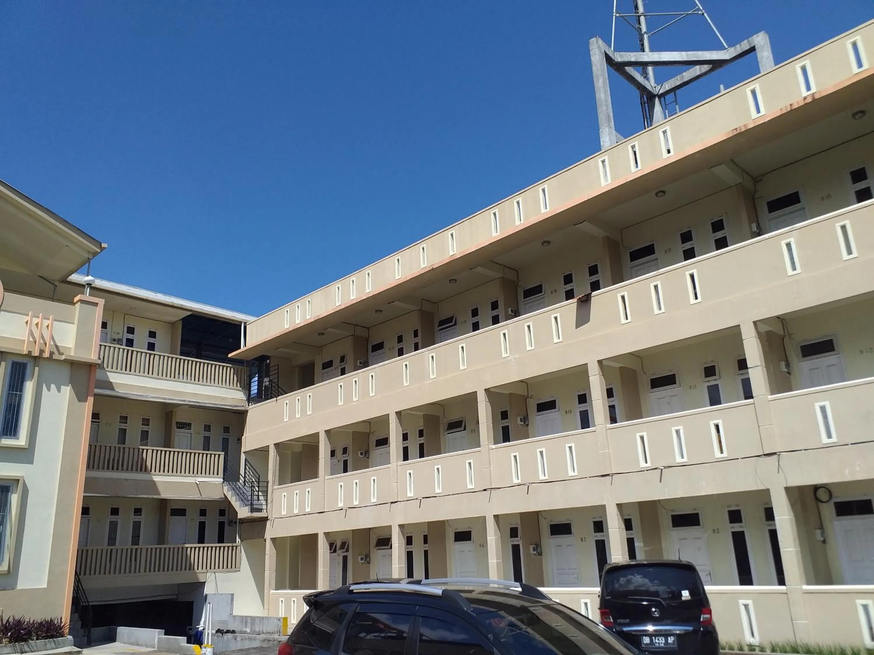 Property building in OYO Life 2664 D'kost