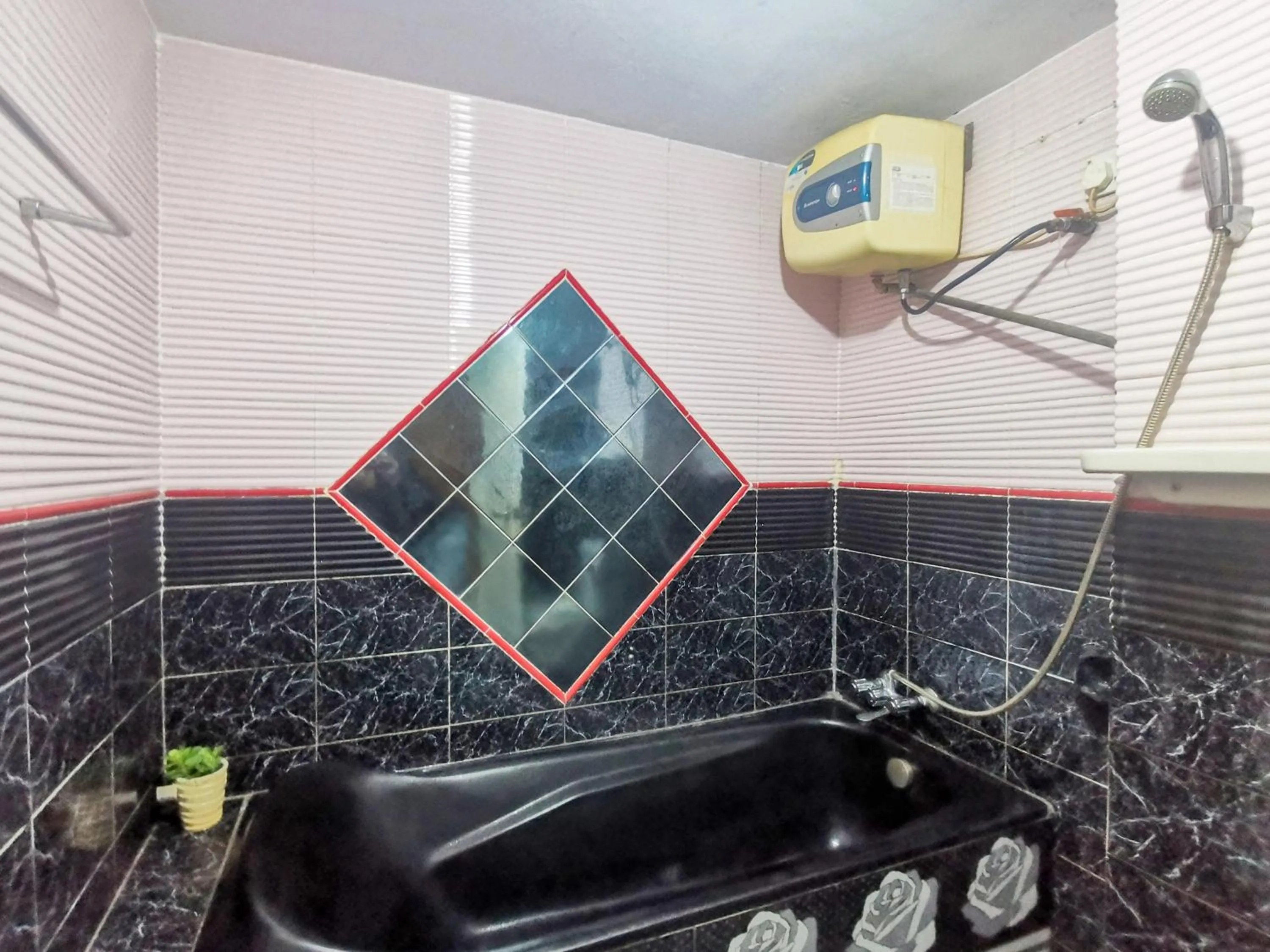 Bathroom in Kartini Residence RedPartner