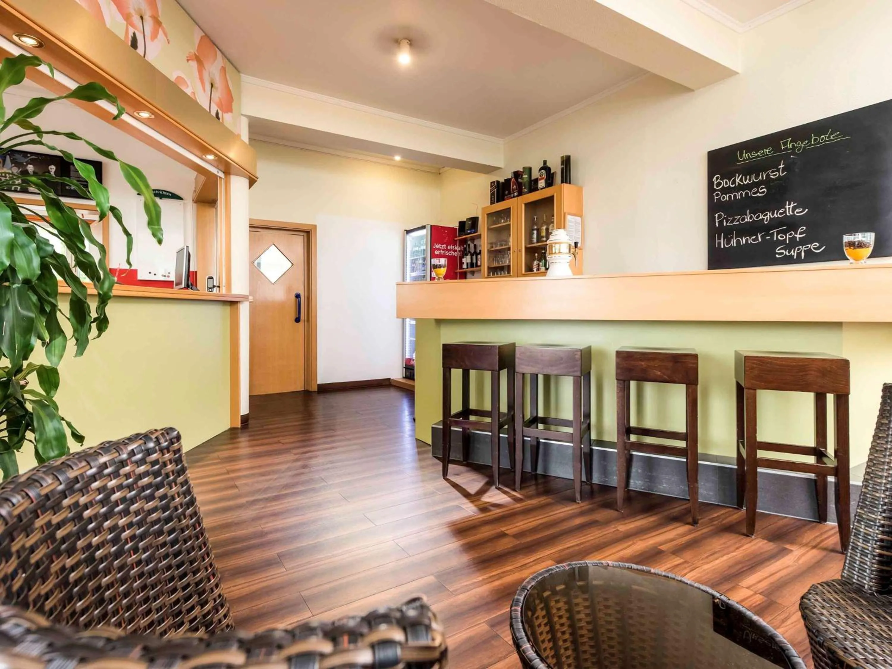 Lounge or bar in Good Morning Erfurt