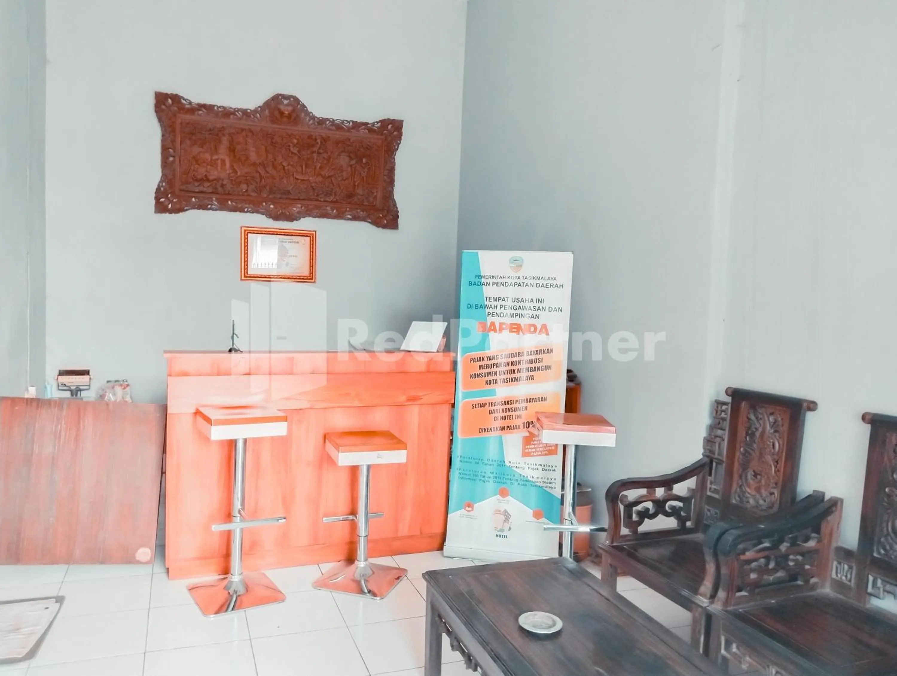 Lobby or reception in Siliwangi Guest House Syariah Tasikmalaya RedPartner