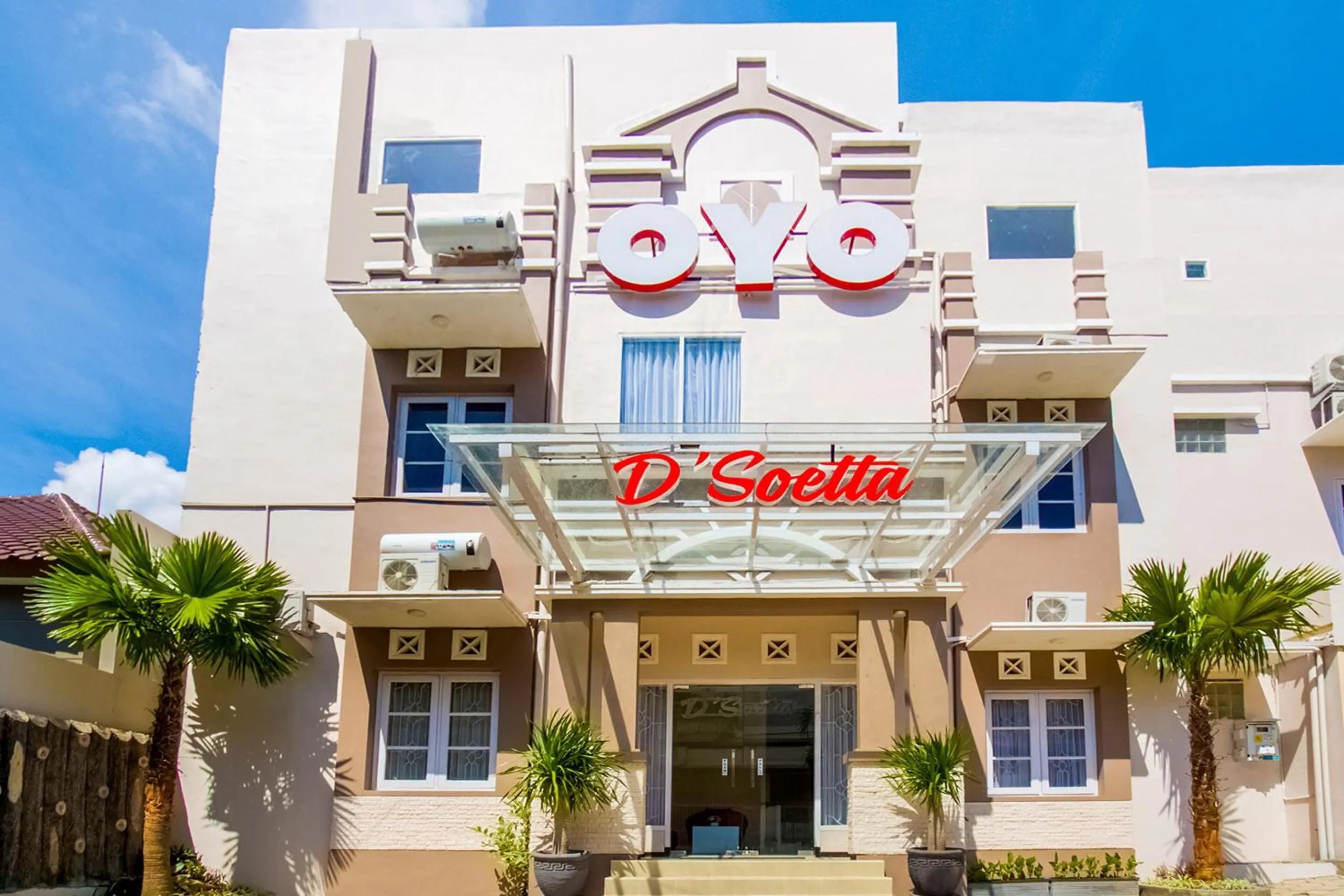 Facade/entrance in Hotel O D'soetta