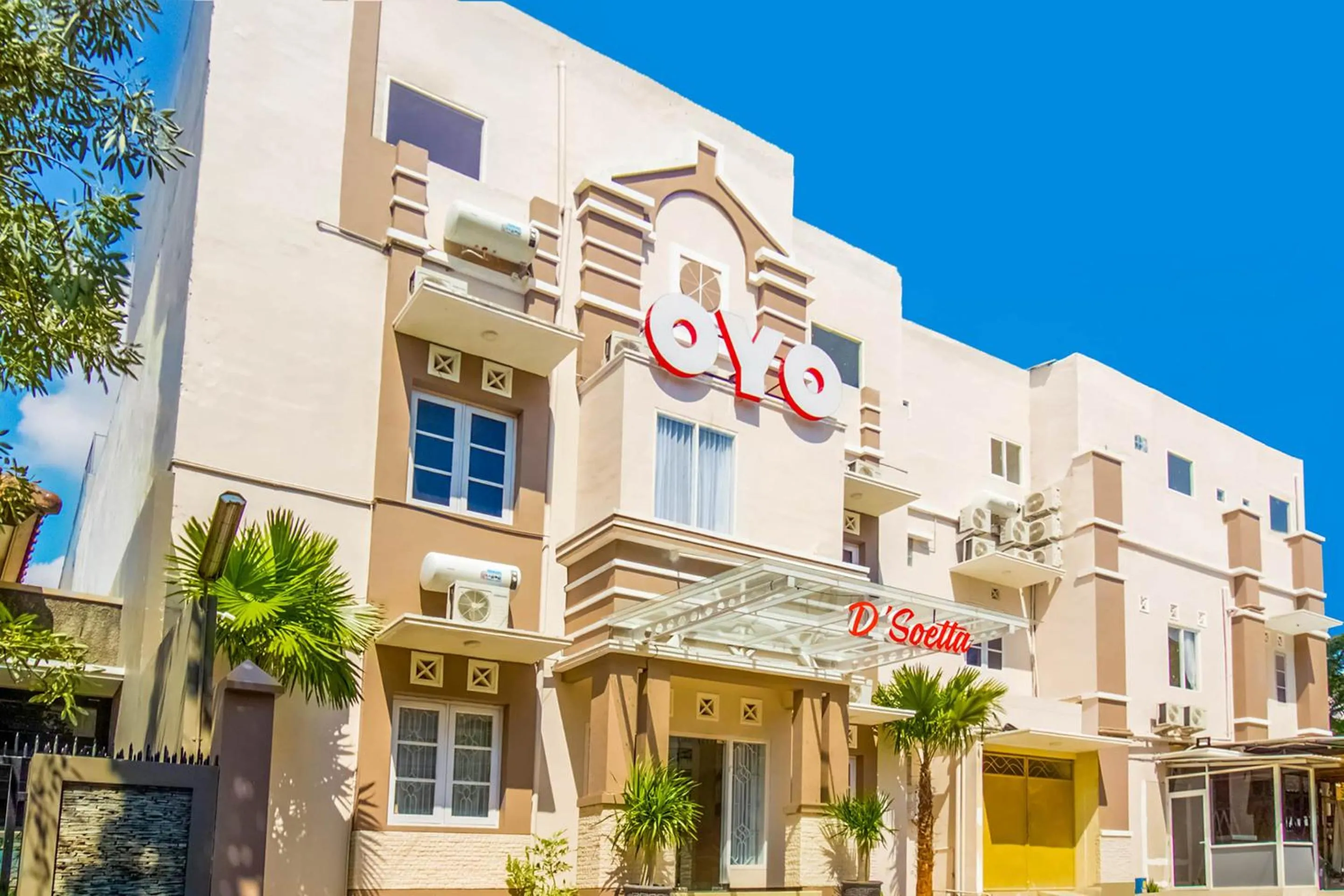 Facade/entrance in Hotel O D'soetta