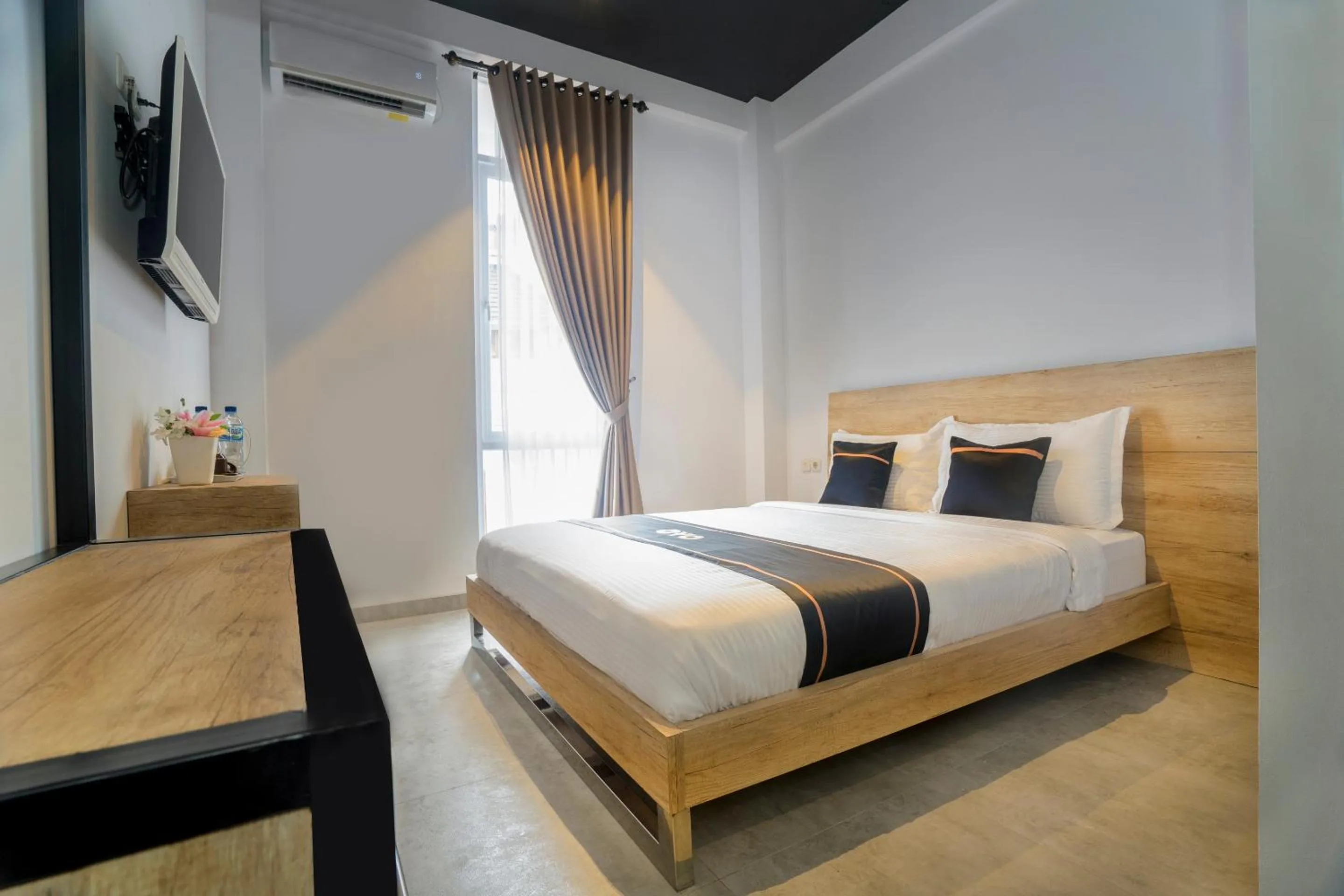 Bedroom, Bed in Collection O 2627 Ratamya Co-living