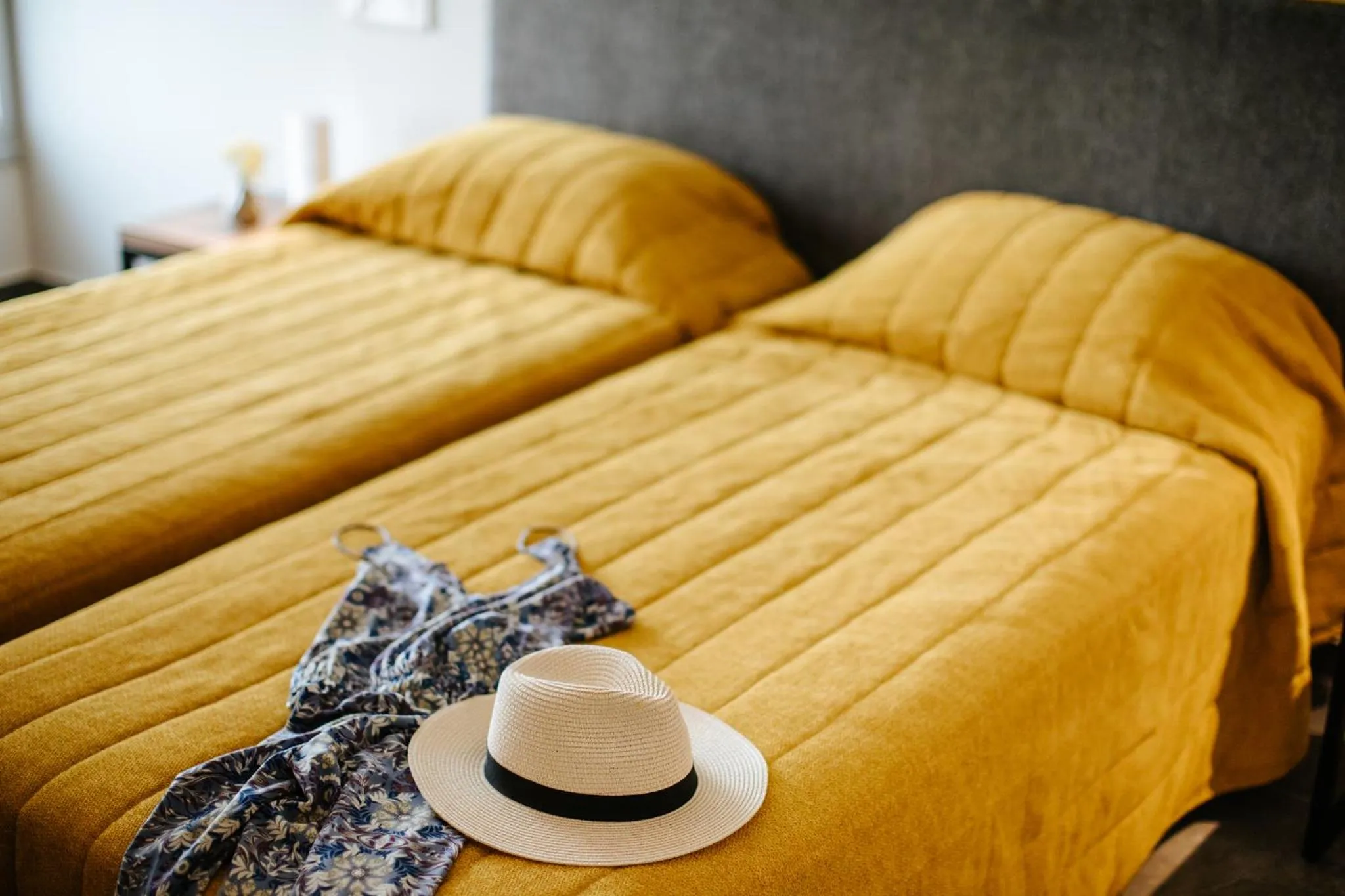 Bedroom, Bed in Cosmo Napa Boutique Hotel