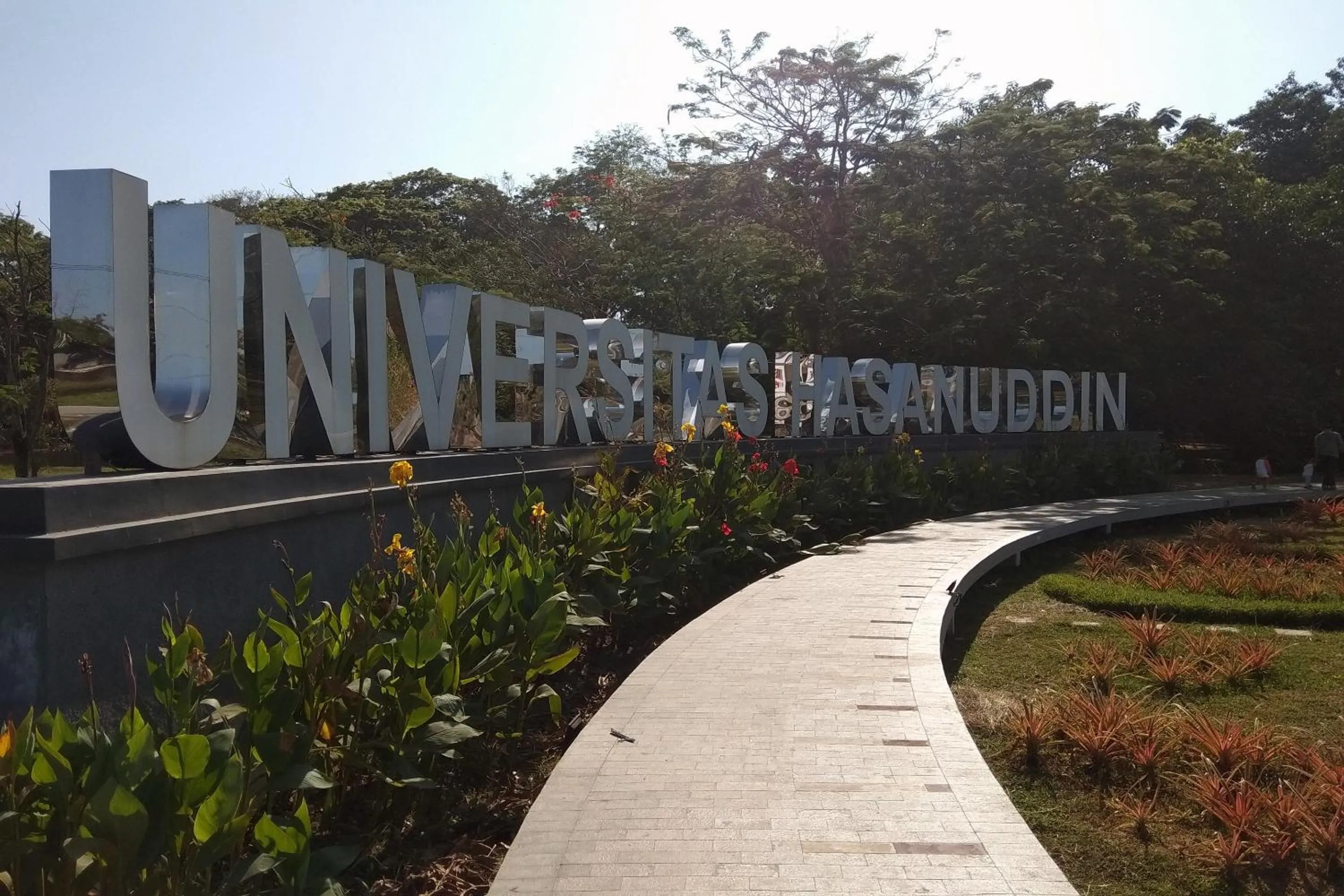 Garden in Super OYO 2756 Anata