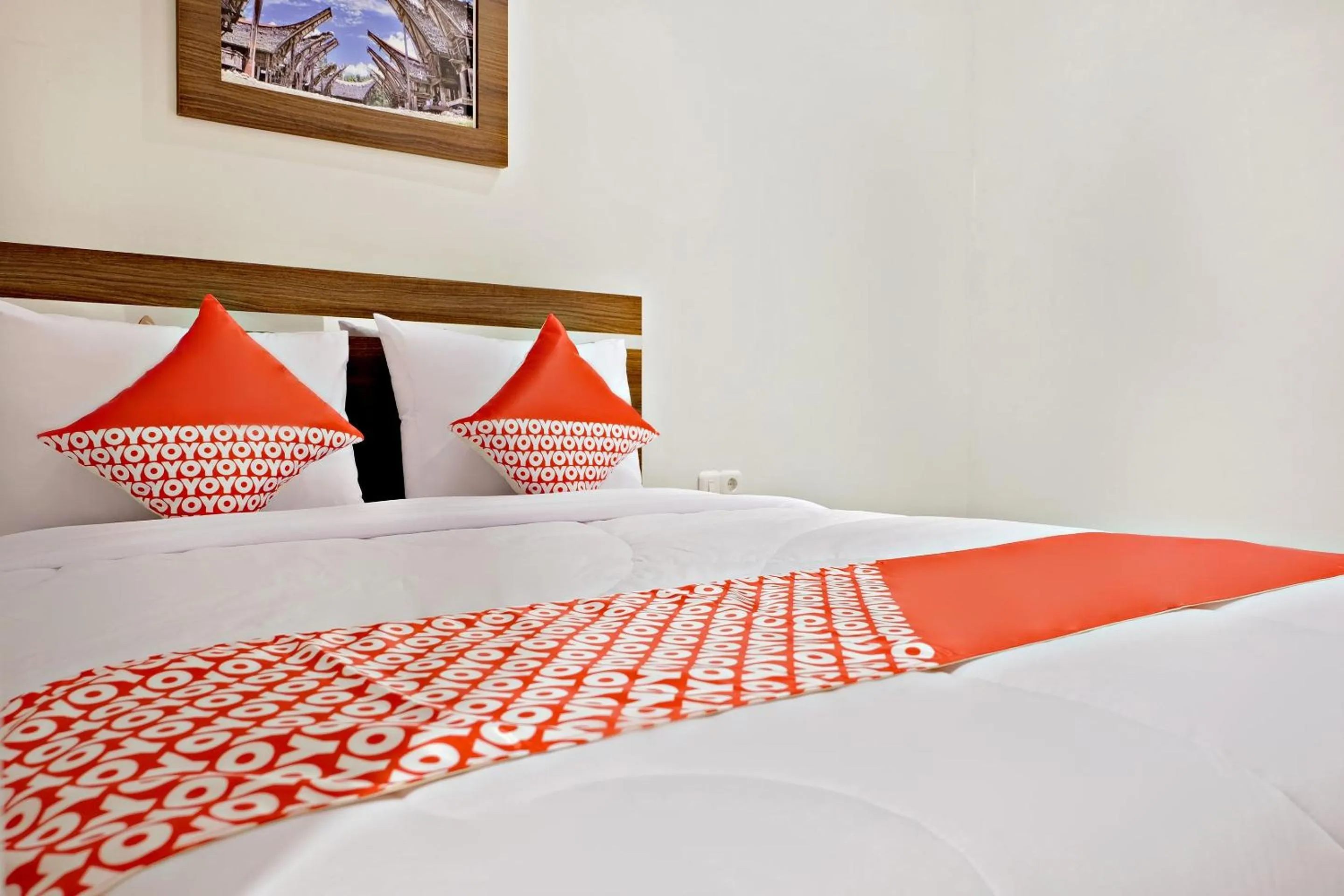 Bedroom, Bed in Super OYO 2756 Anata