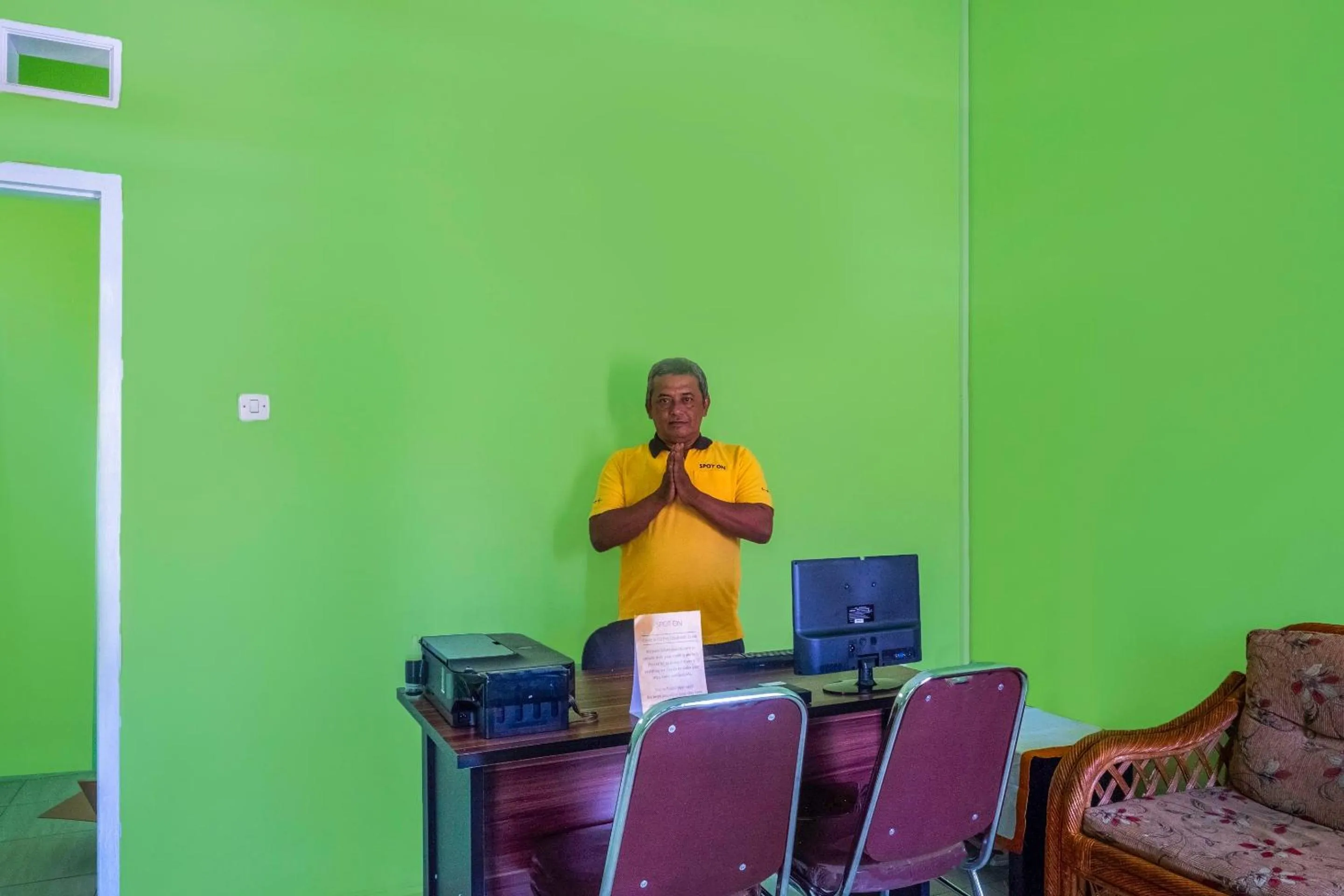 Lobby or reception in OYO 2859 Fatan Costel Syariah