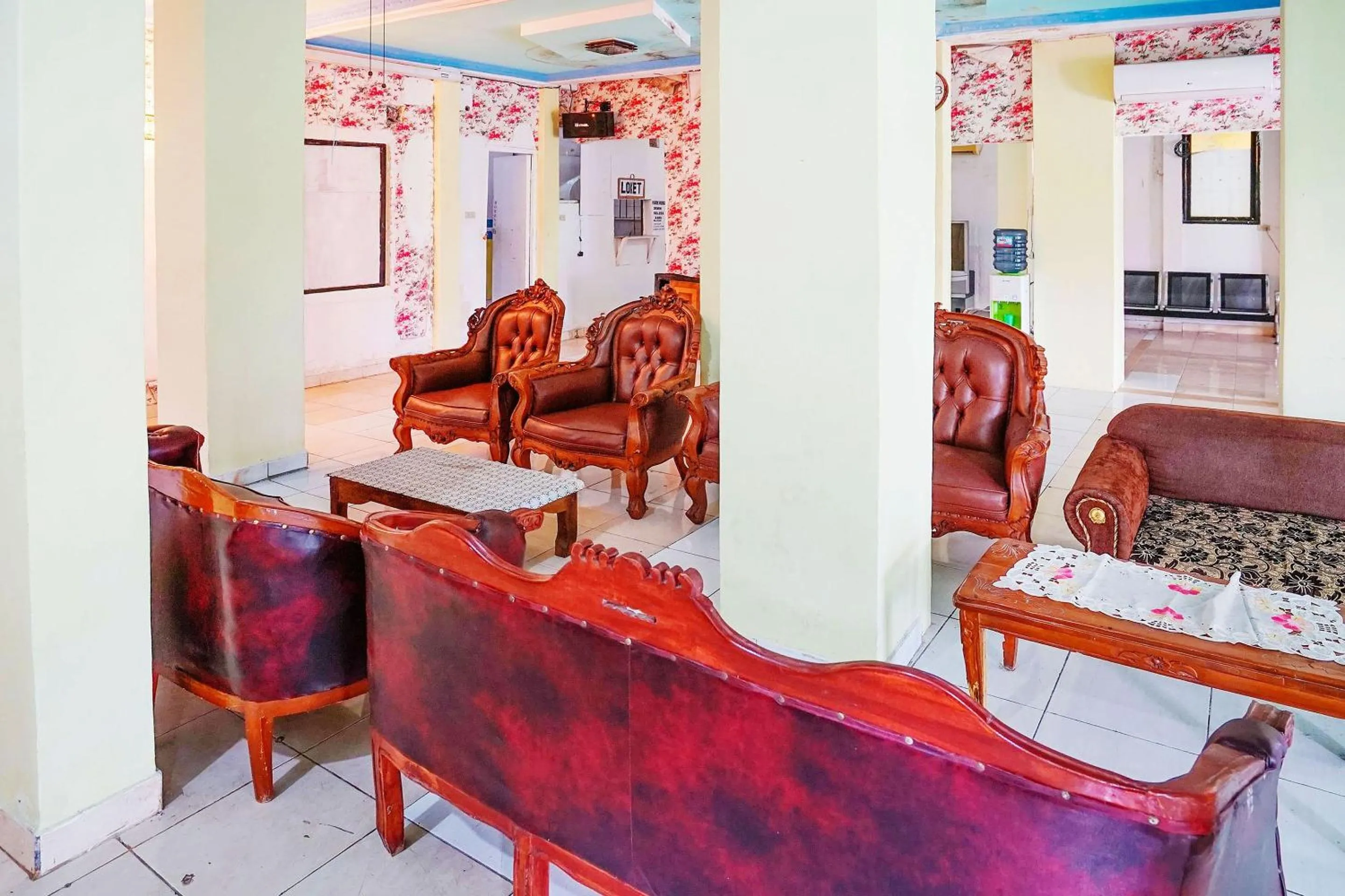 Lobby or reception in OYO Life 2820 Hotel Perdana Syariah