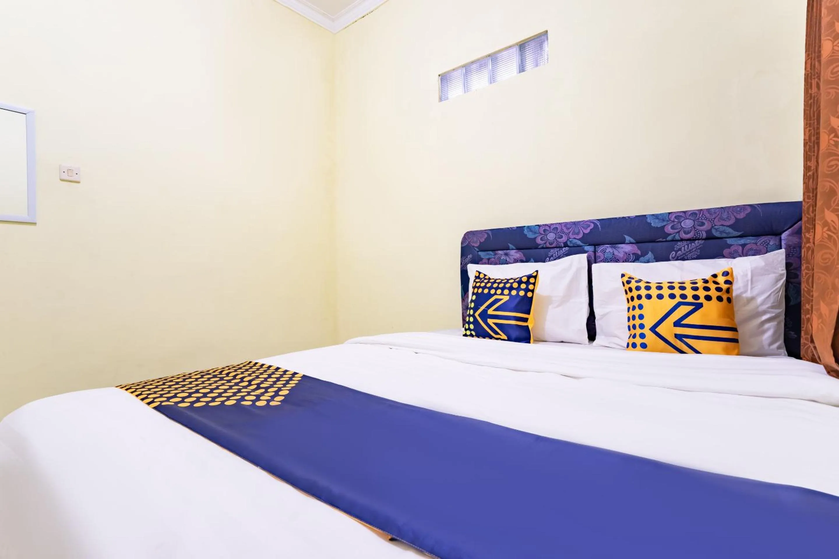 Bedroom in Hotel O Nabila Homestay