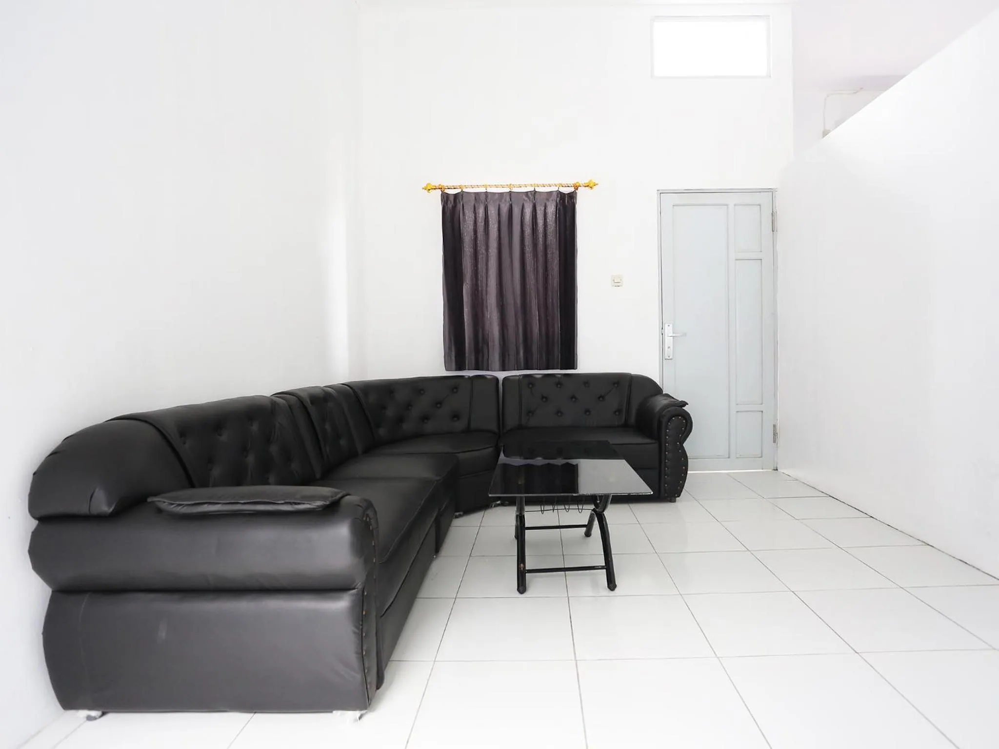 Lobby or reception in RedDoorz near Universitas Palangkaraya 2