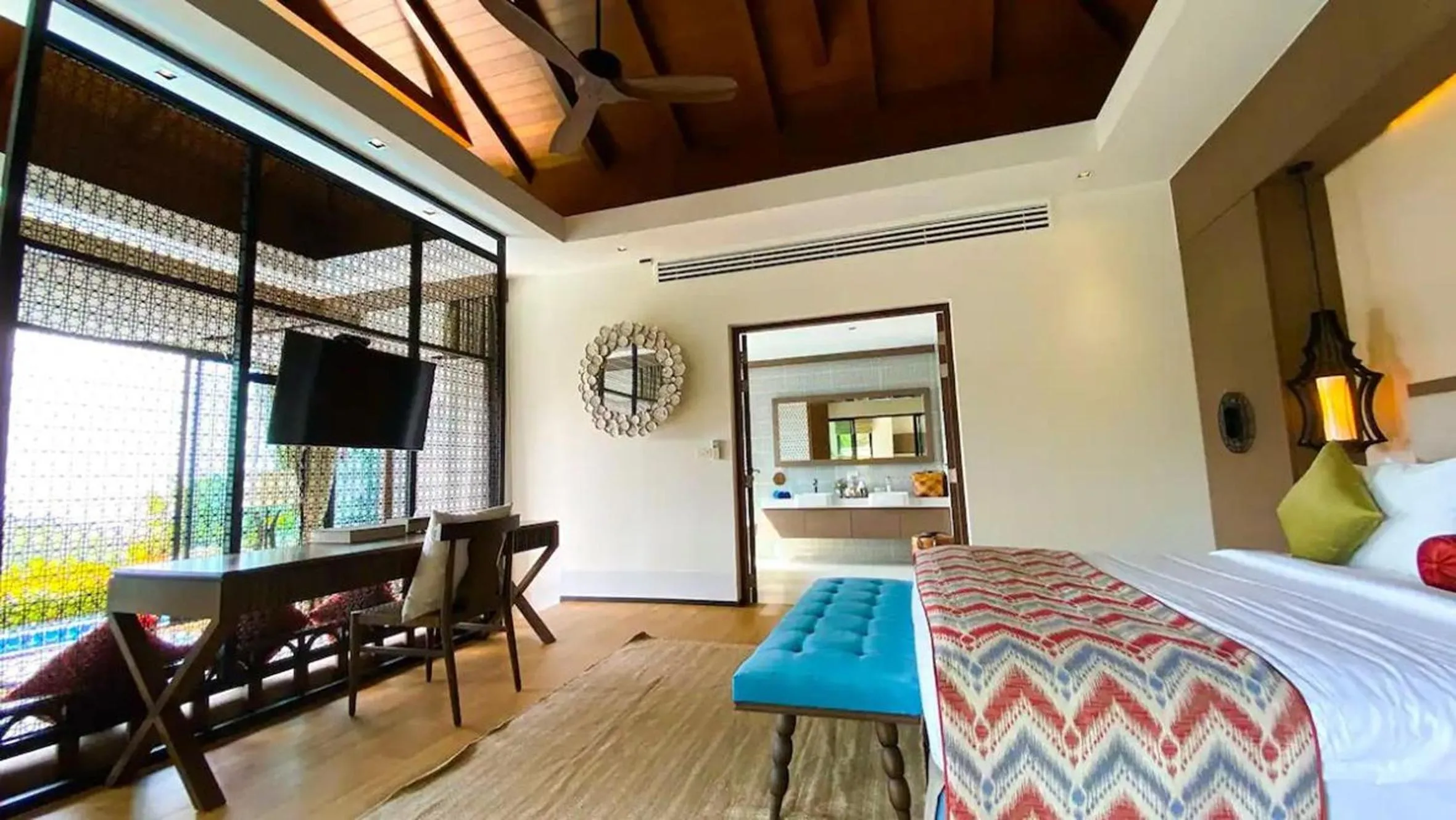 TV and multimedia, Bed in Silla Villa Kata Beach