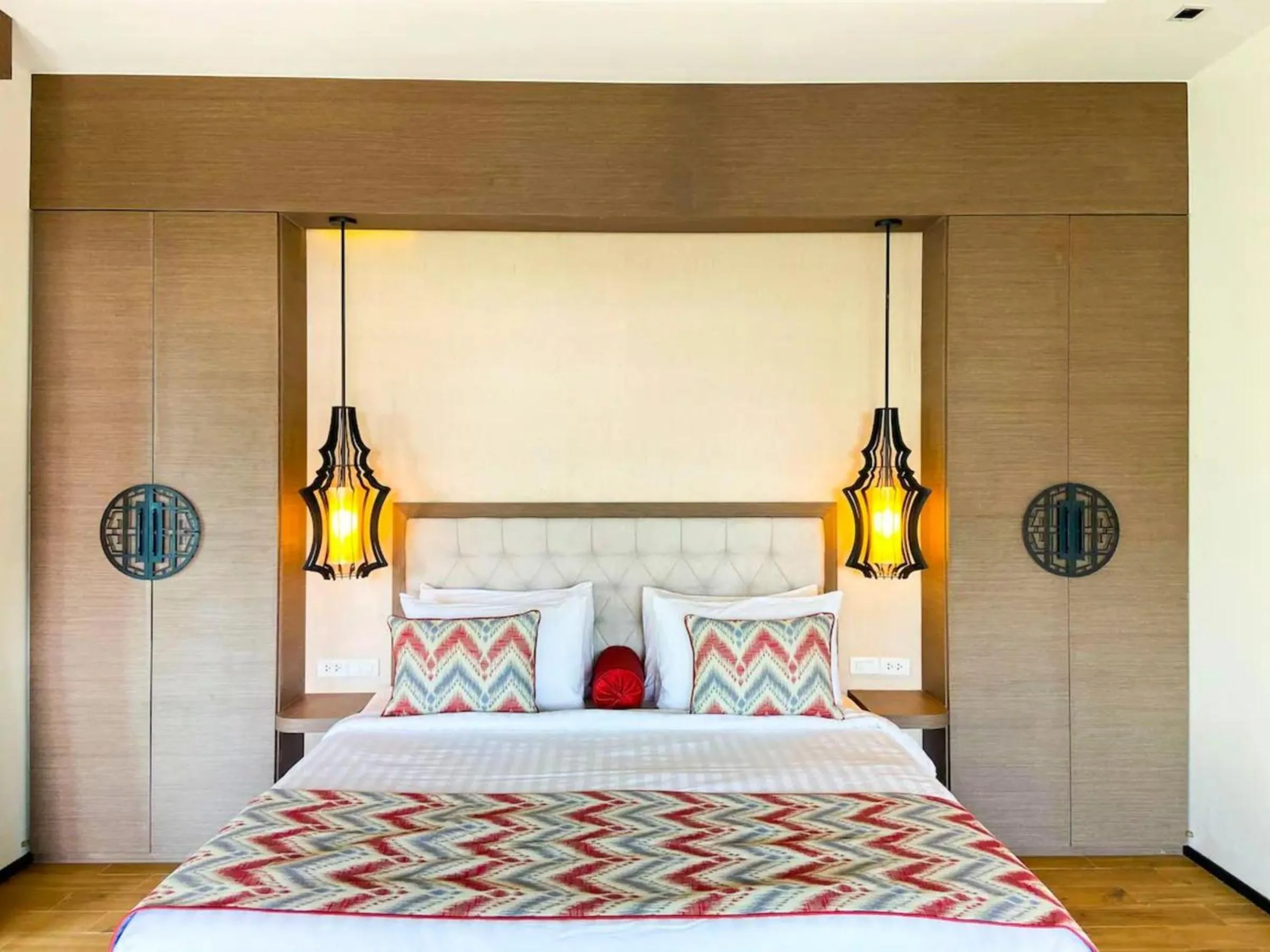 Photo of the whole room, Bed in Silla Villa Kata Beach