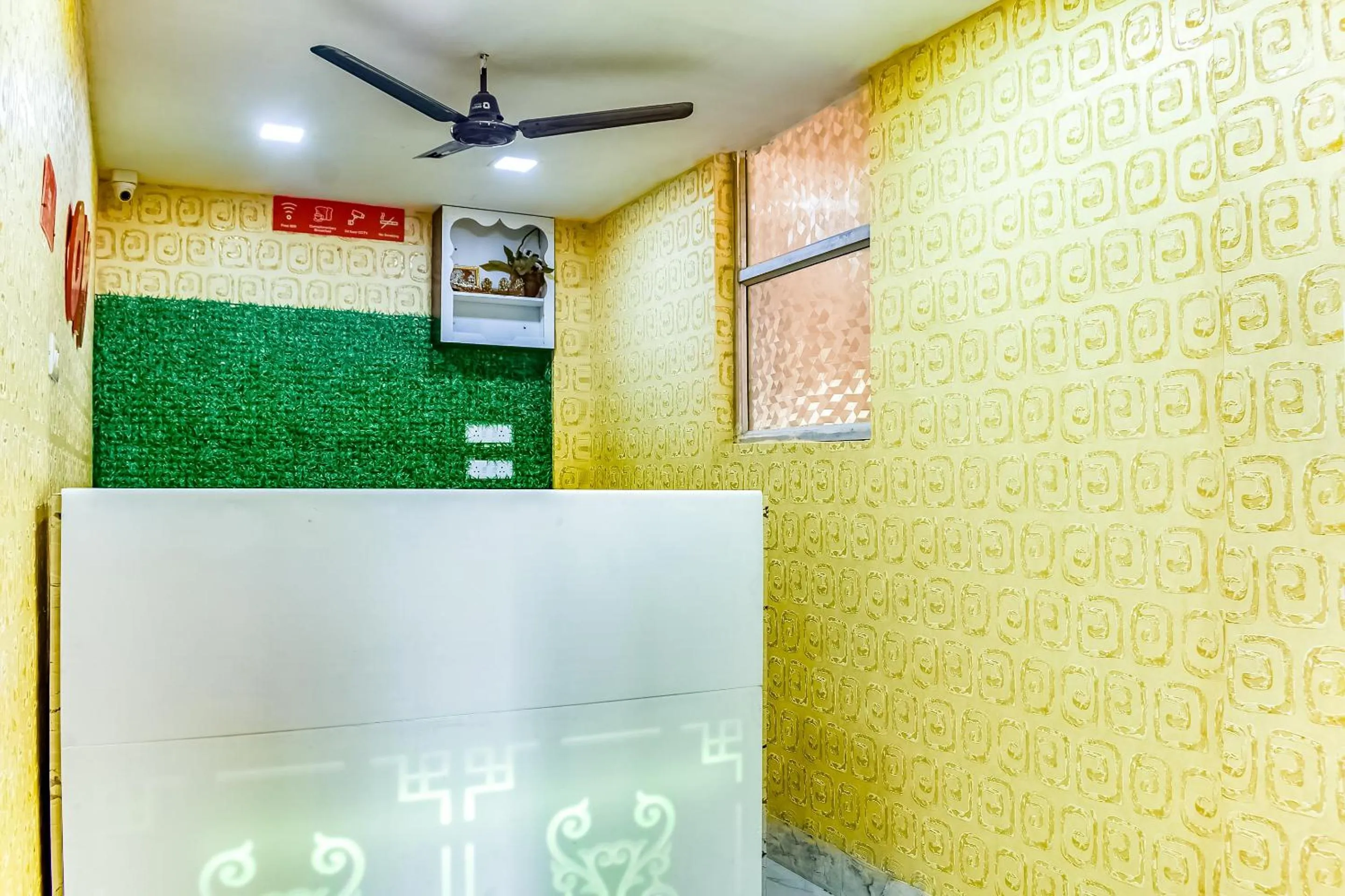 Lobby or reception in Hotel O S&h Residency Bahadalpur Railway Station