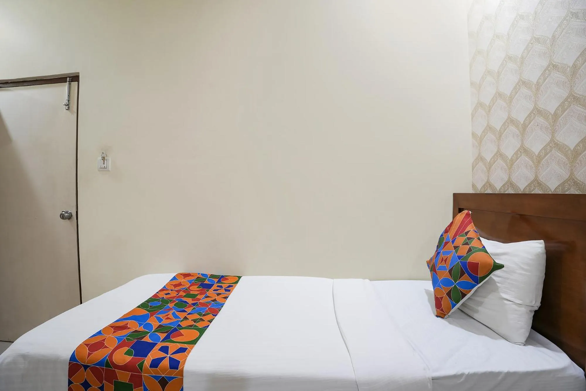 Bed in FabHotel Champion Grand - Nr Fortis Hospital, Nagarbhavi