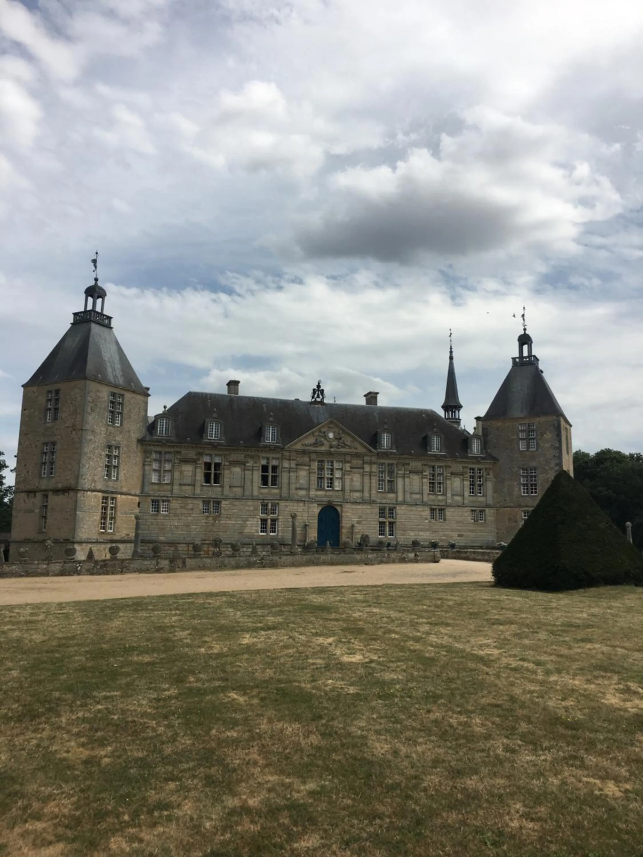 Nearby landmark in Augustodun'Home