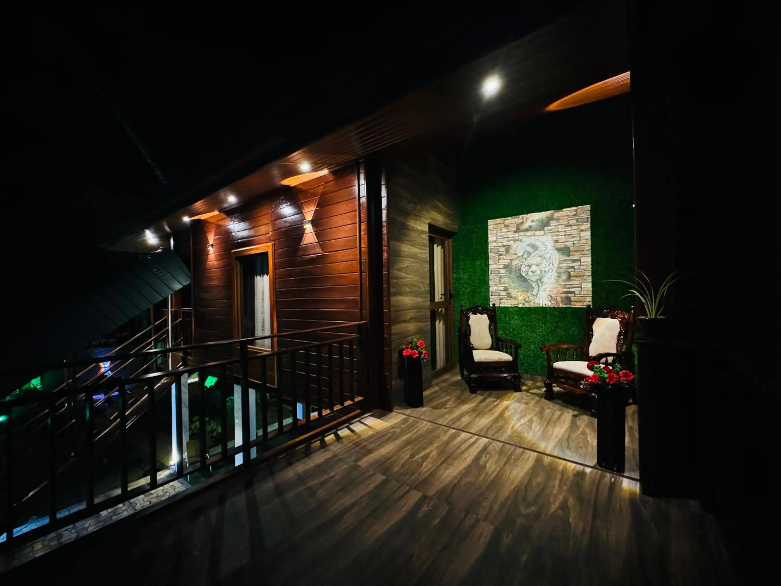 Night in Hotel River Front