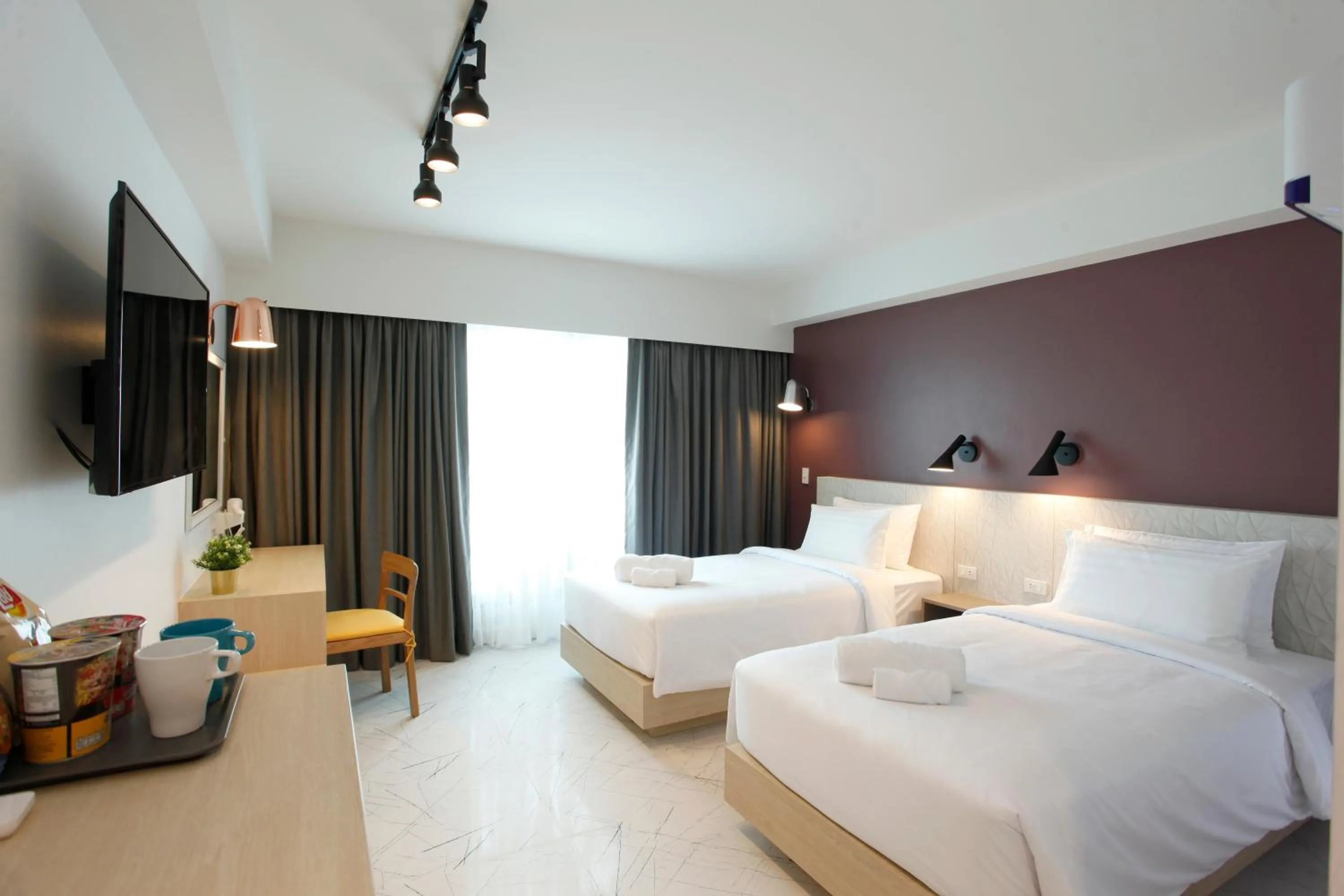Photo of the whole room, Bed in Port Canary Airport Hotel