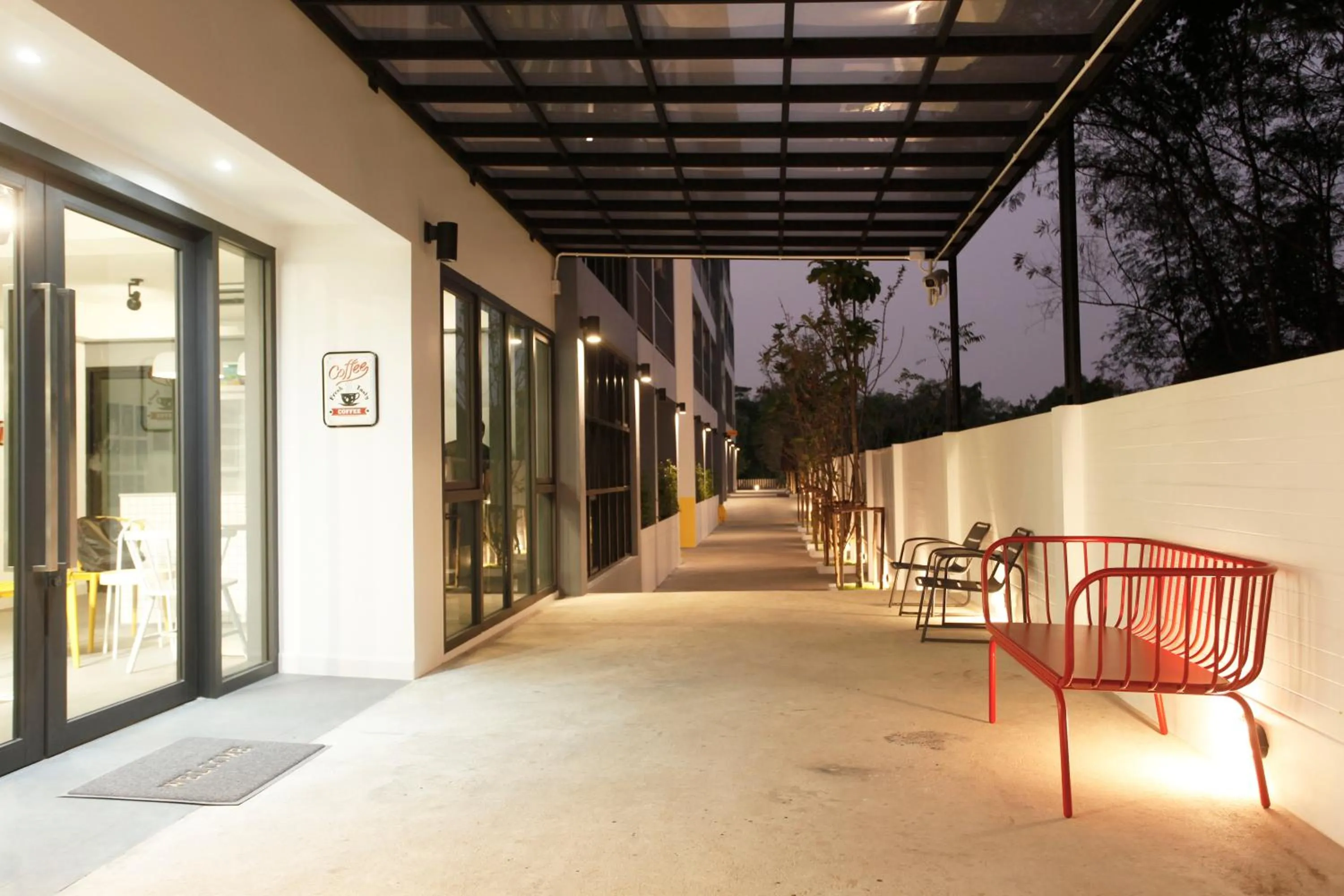 Facade/entrance in Port Canary Airport Hotel