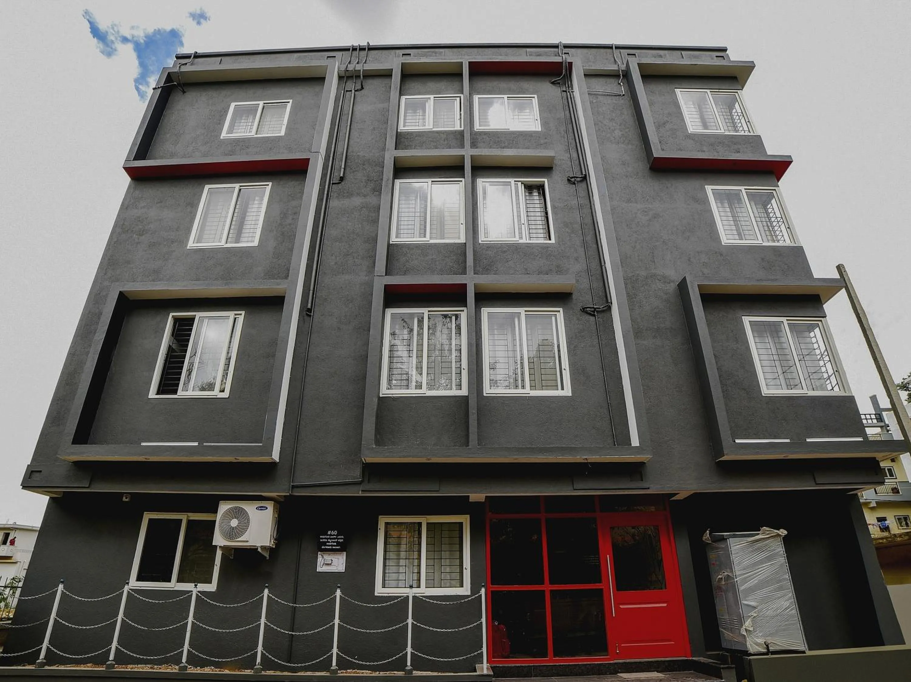 Facade/entrance in Townhouse Sarvar Hospitality Near Ascendas Park Square Mall