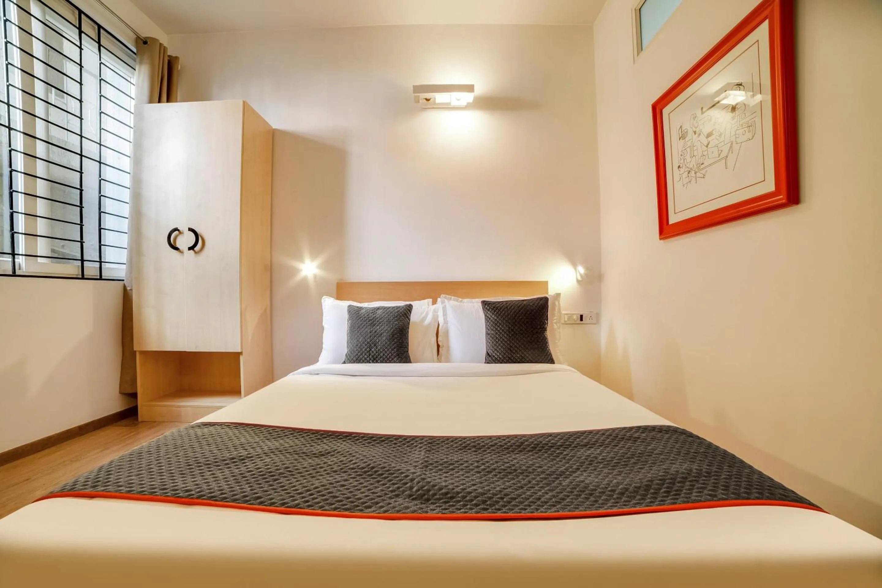 Bedroom, Bed in Townhouse Sarvar Hospitality Near Ascendas Park Square Mall